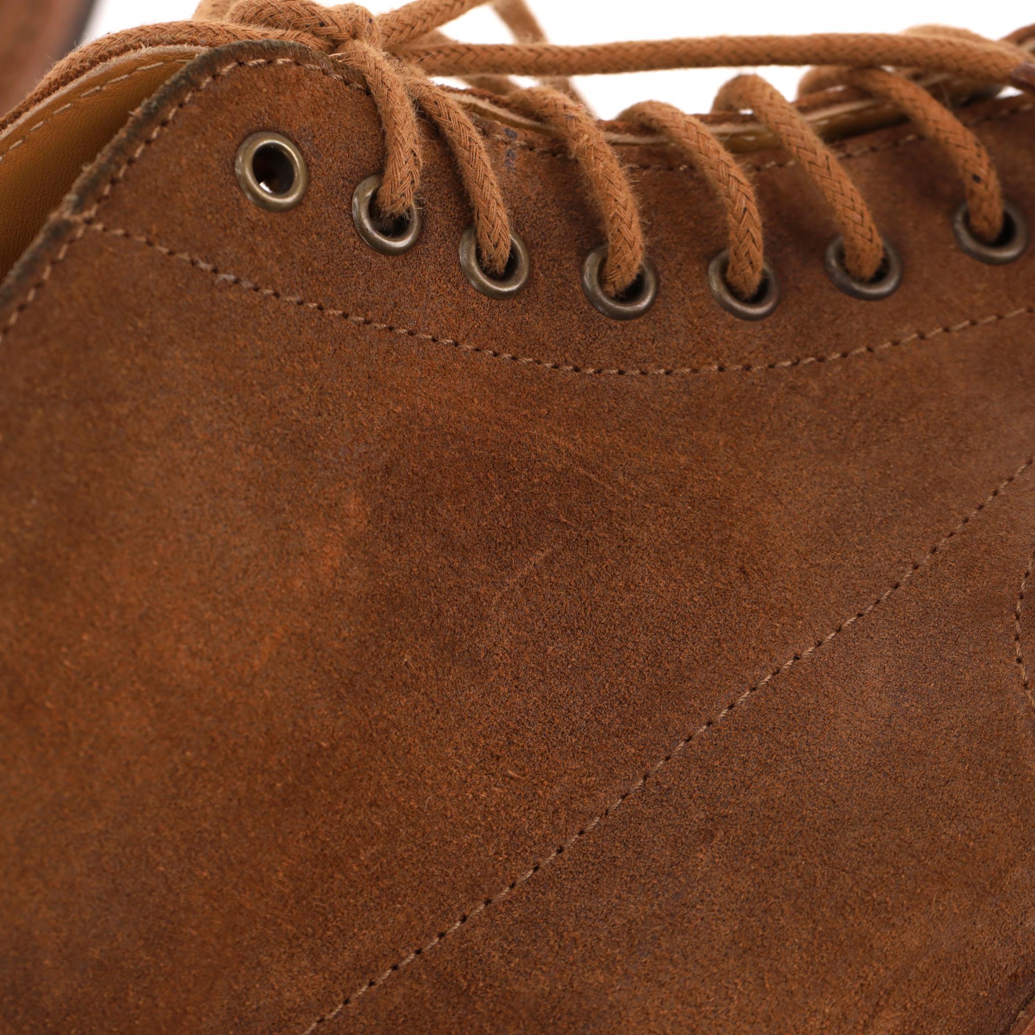 R.M. Williams Waxed Suede Lace-Up Boots en vente 8