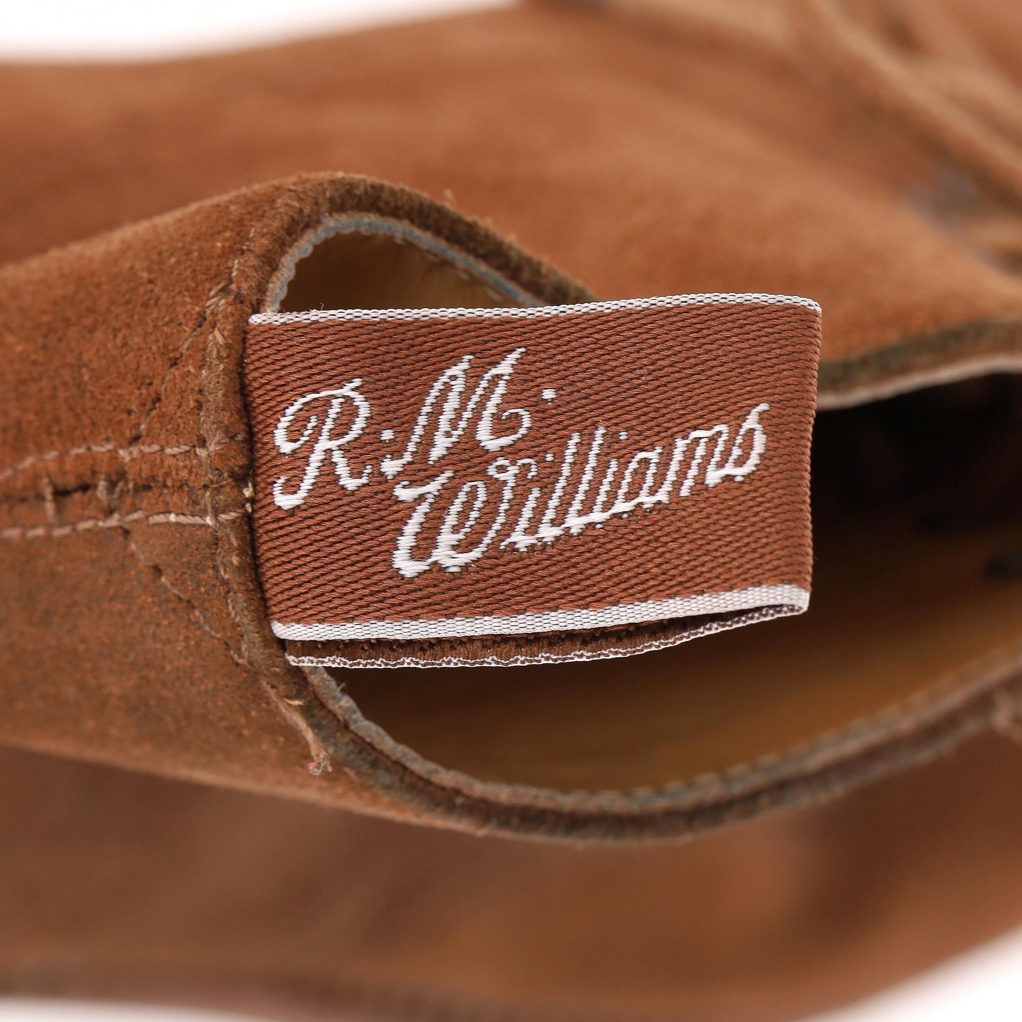 R.M. Williams Waxed Suede Lace-Up Boots en vente 1