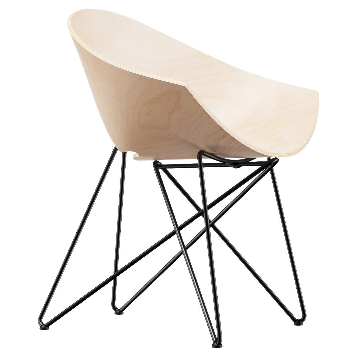 RM56 Beech Plywood Seat And Powder-Coated Black Steel Legs Armchair by VZOR