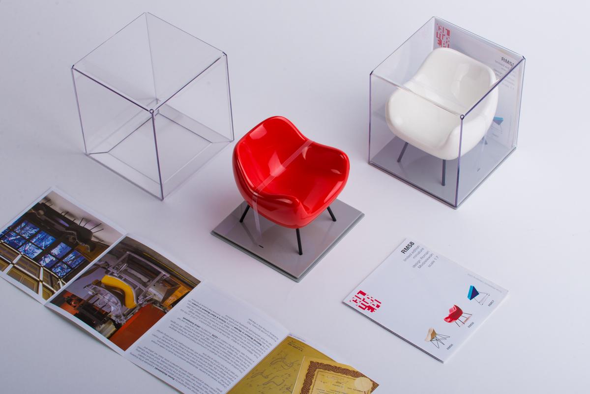 RM58 Matt Red Polyethylene And Powder-Coated Steel Armchair by VZOR For Sale 6