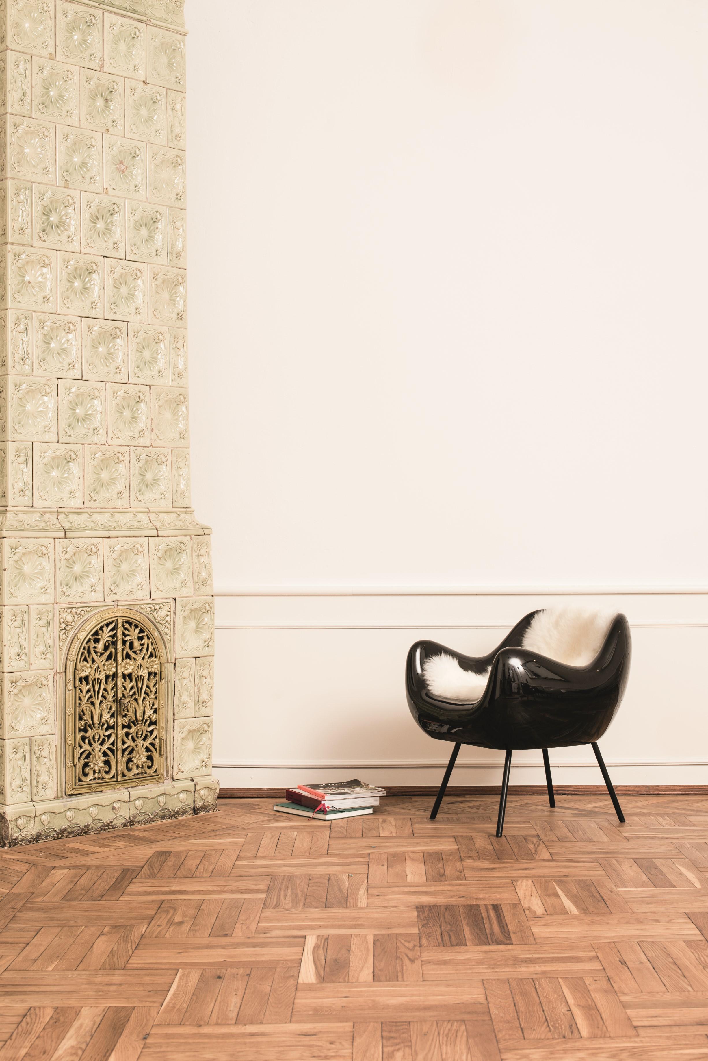 Polish RM58 Soft Step ST-11 Fabric Seat And Powder-Coated Black Steel Armchair by VZOR For Sale