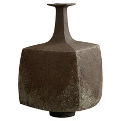 RNE04, Sculptural Stoneware Vessel, Made in Mexico