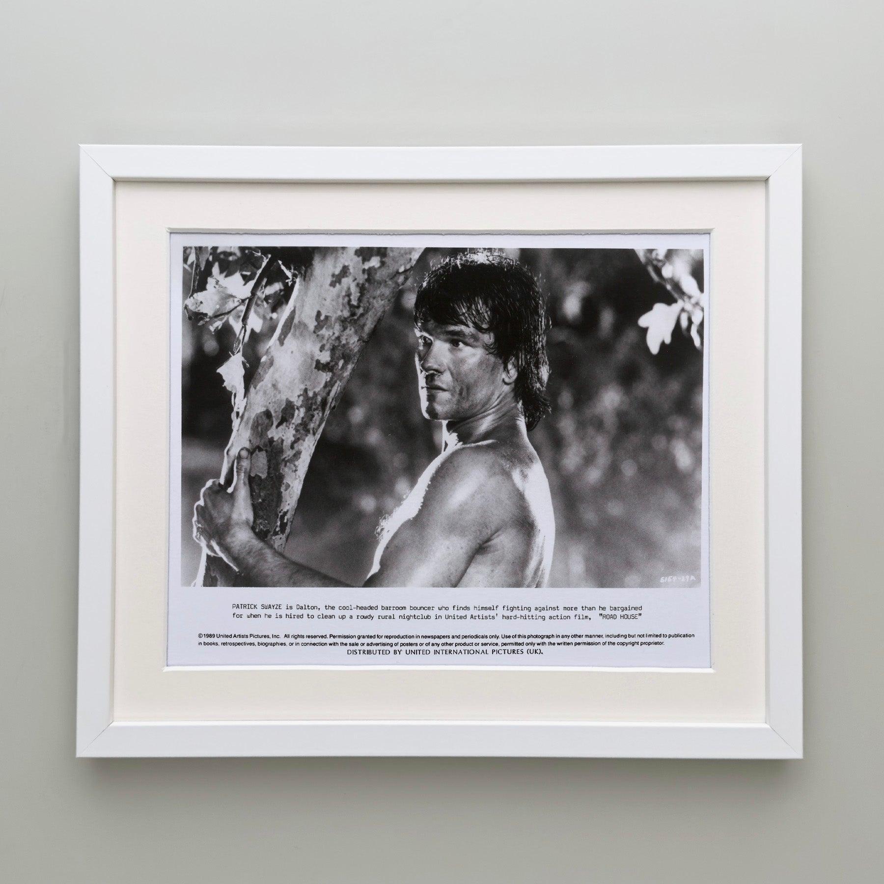 Road House 1989 Publicity Film Movie Press Still Framed Excellent état - En vente à Bath, Somerset