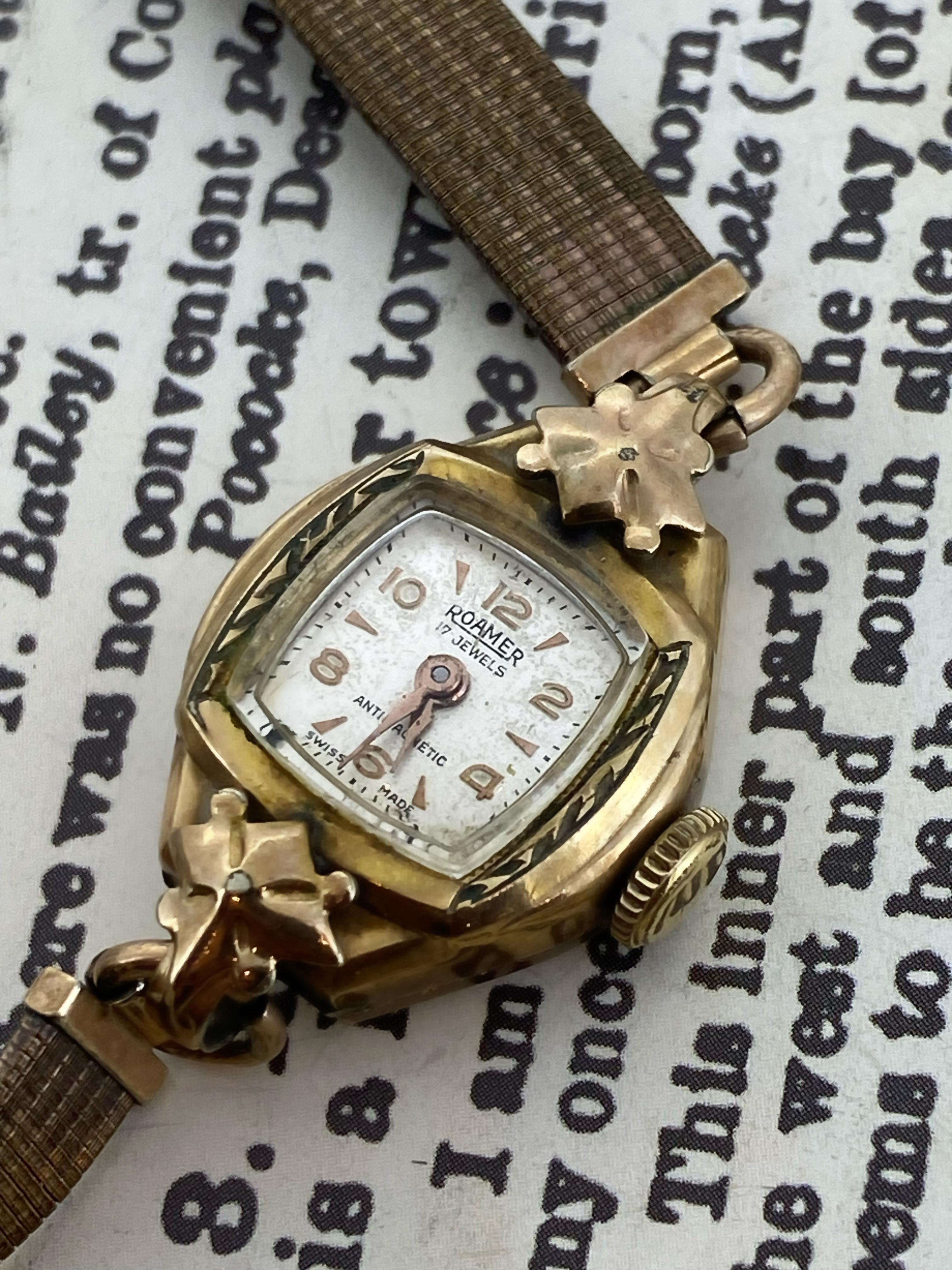 Roamer Art-Deco c1930's Gold-gefüllte Tonneau Swiss Manual Ladies' Cocktail Watch im Zustand „Hervorragend“ im Angebot in MELBOURNE, AU