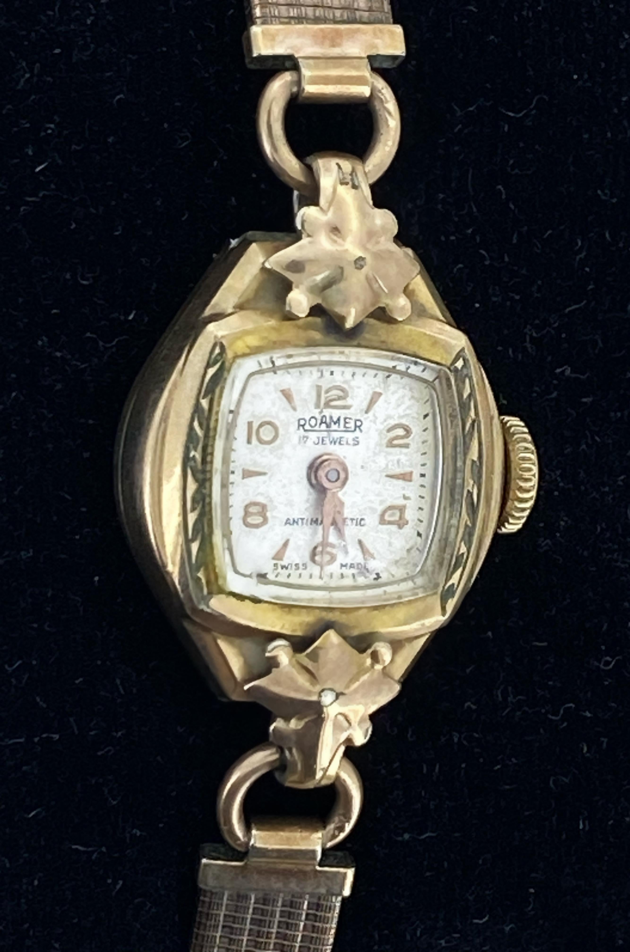 Roamer Art-Deco c1930's Gold-gefüllte Tonneau Swiss Manual Ladies' Cocktail Watch im Angebot 2
