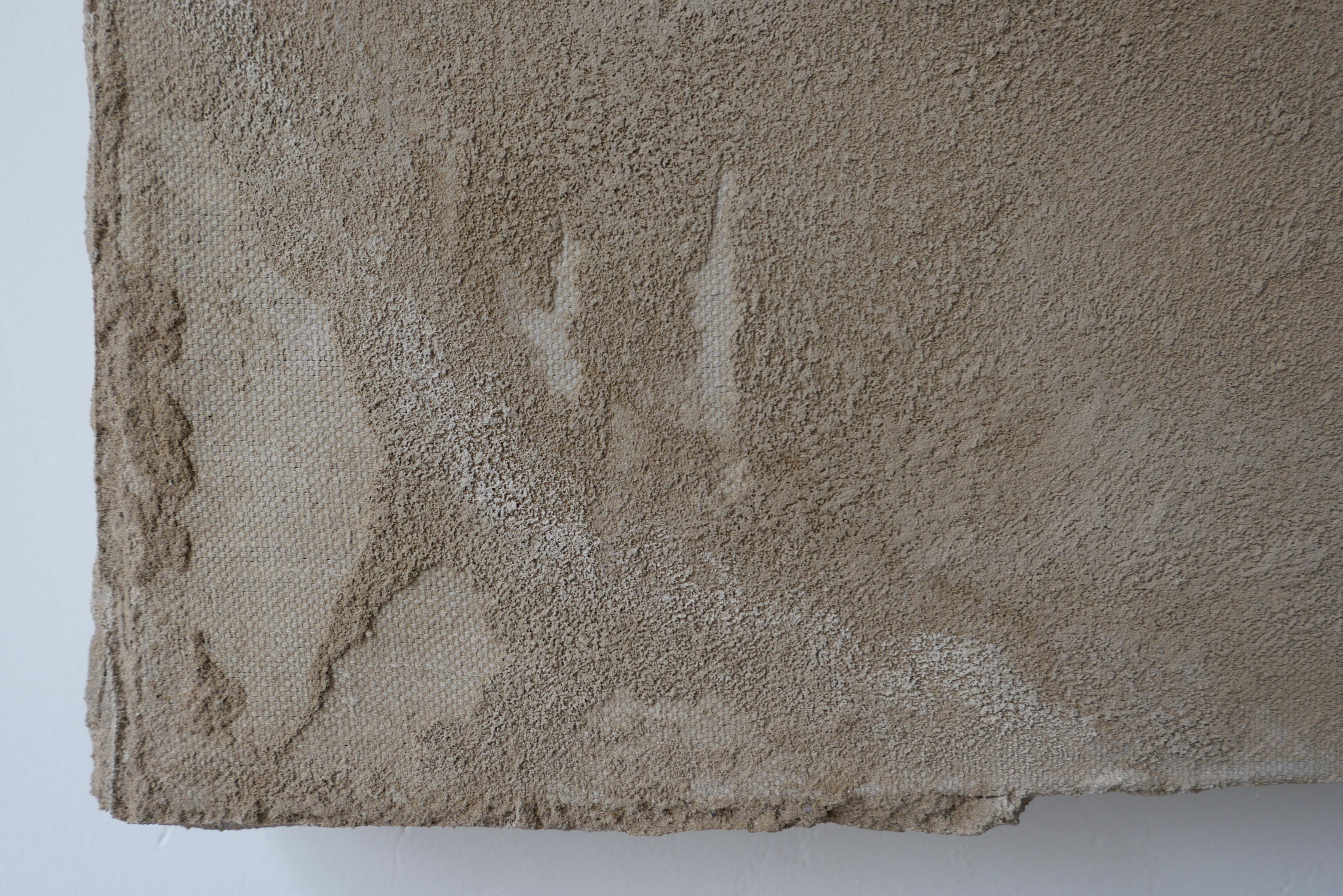 Raw Earth-Toned Mixed Media auf Leinwand, Beton und Sand, 2024 – Ohne Titel 85241 im Angebot 2