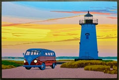 Il faro e la station wagon di "Here Comes the Sun" sulla spiaggia dell'oceano