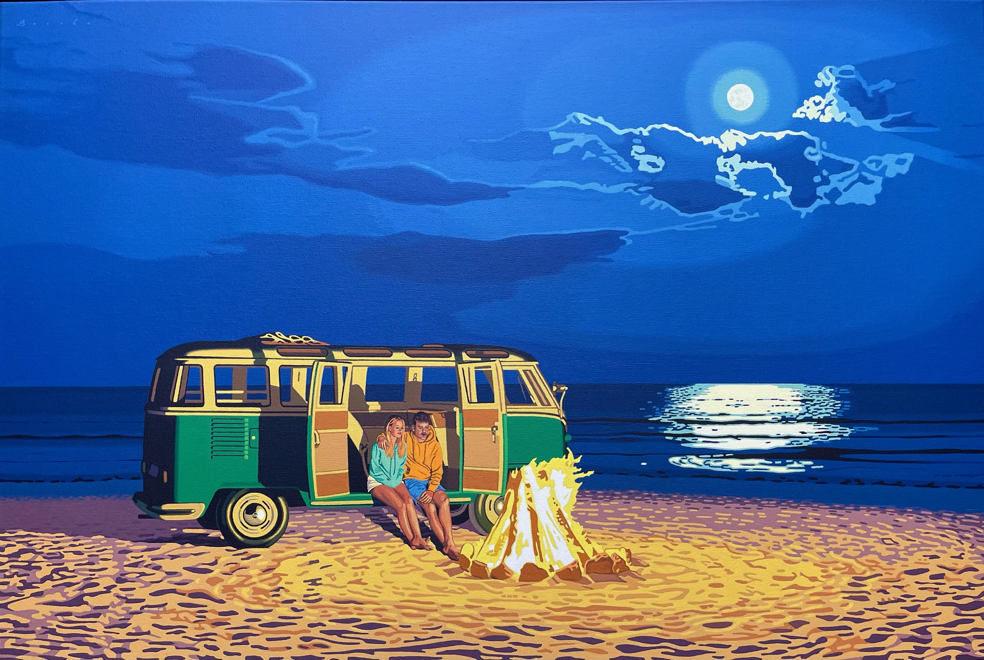 Peinture à l'huile de la nuit d'été d'un couple dans un bus VW sur la plage à la lumière de la lune