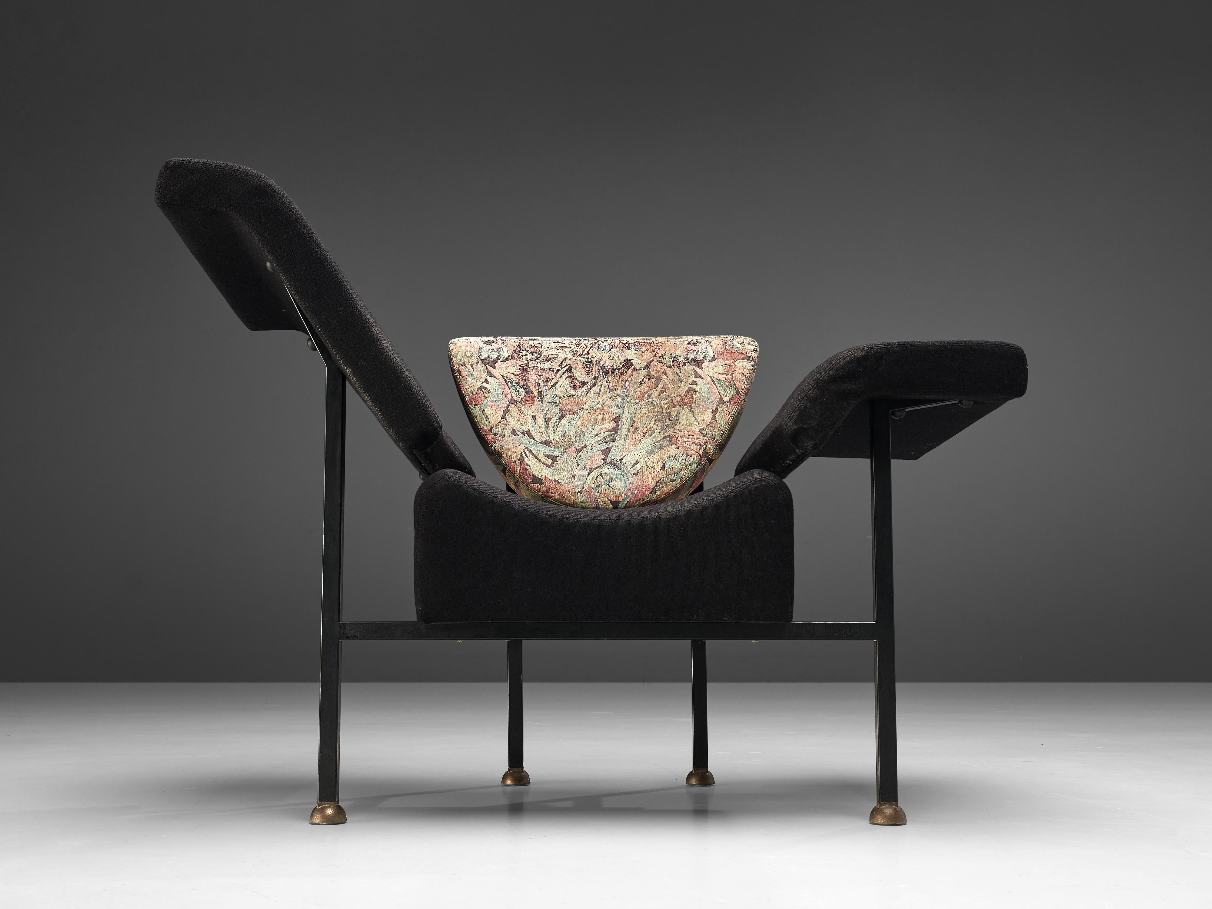 Post-Modern Rob Eckhardt for Pastoe Lounge Chair 'Groeten Uit Holland' in Original Fabric