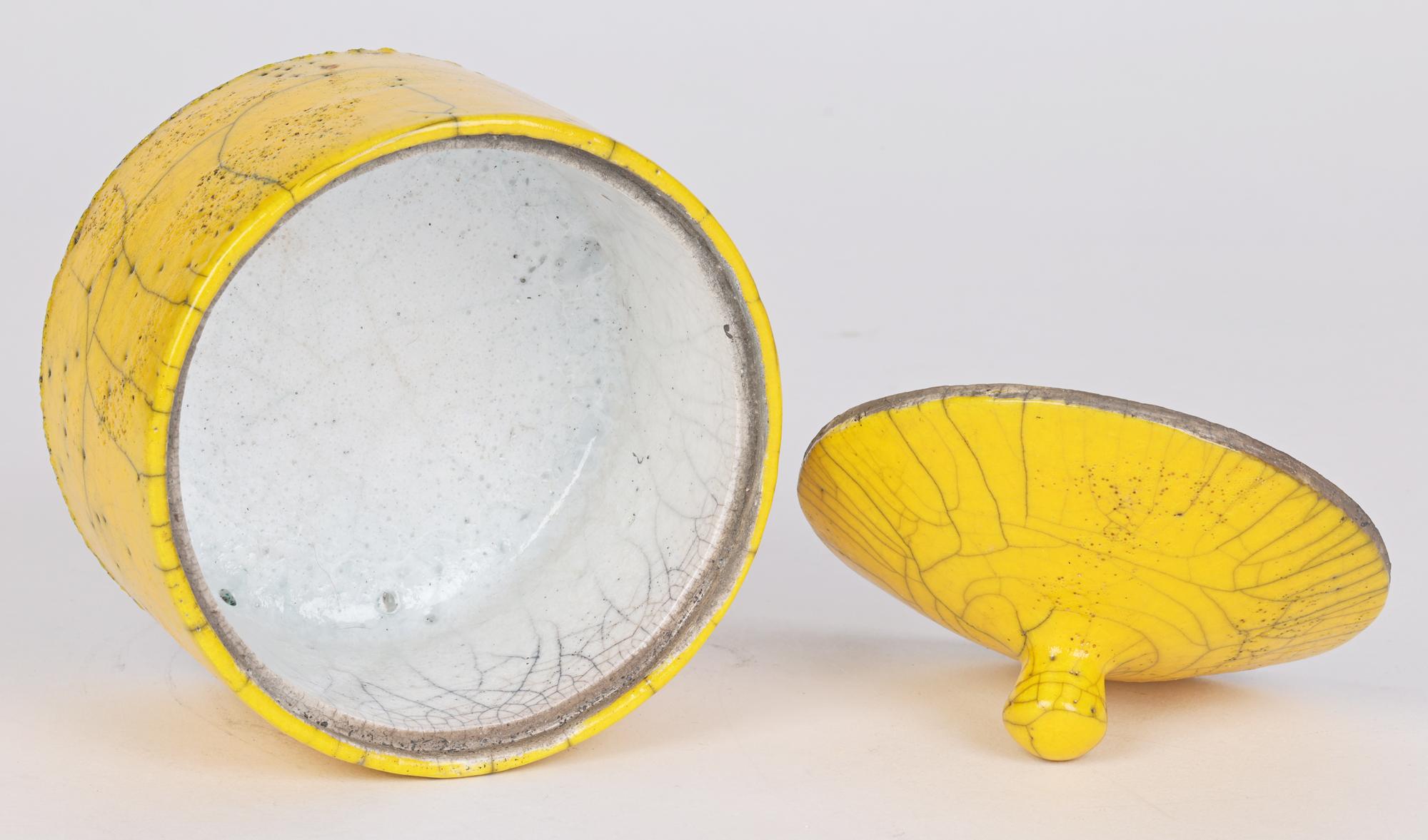 Rob Hand Yellow Raku Fired Studio Pottery Lidded Pot In Good Condition In Bishop's Stortford, Hertfordshire