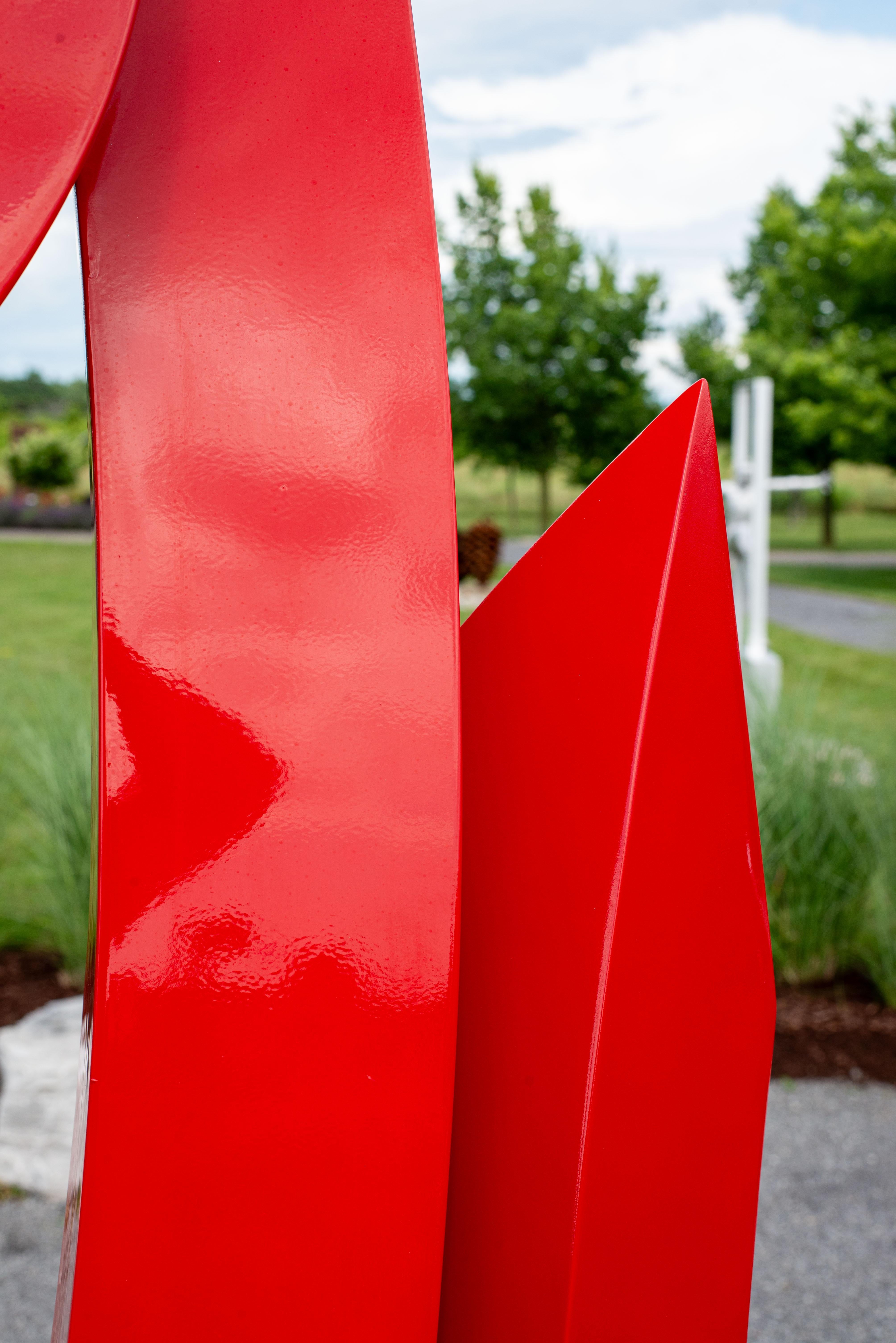 Summer Red Rhythm - sculpture d'extérieur contemporaine, abstraite, en acier inoxydable en vente 7