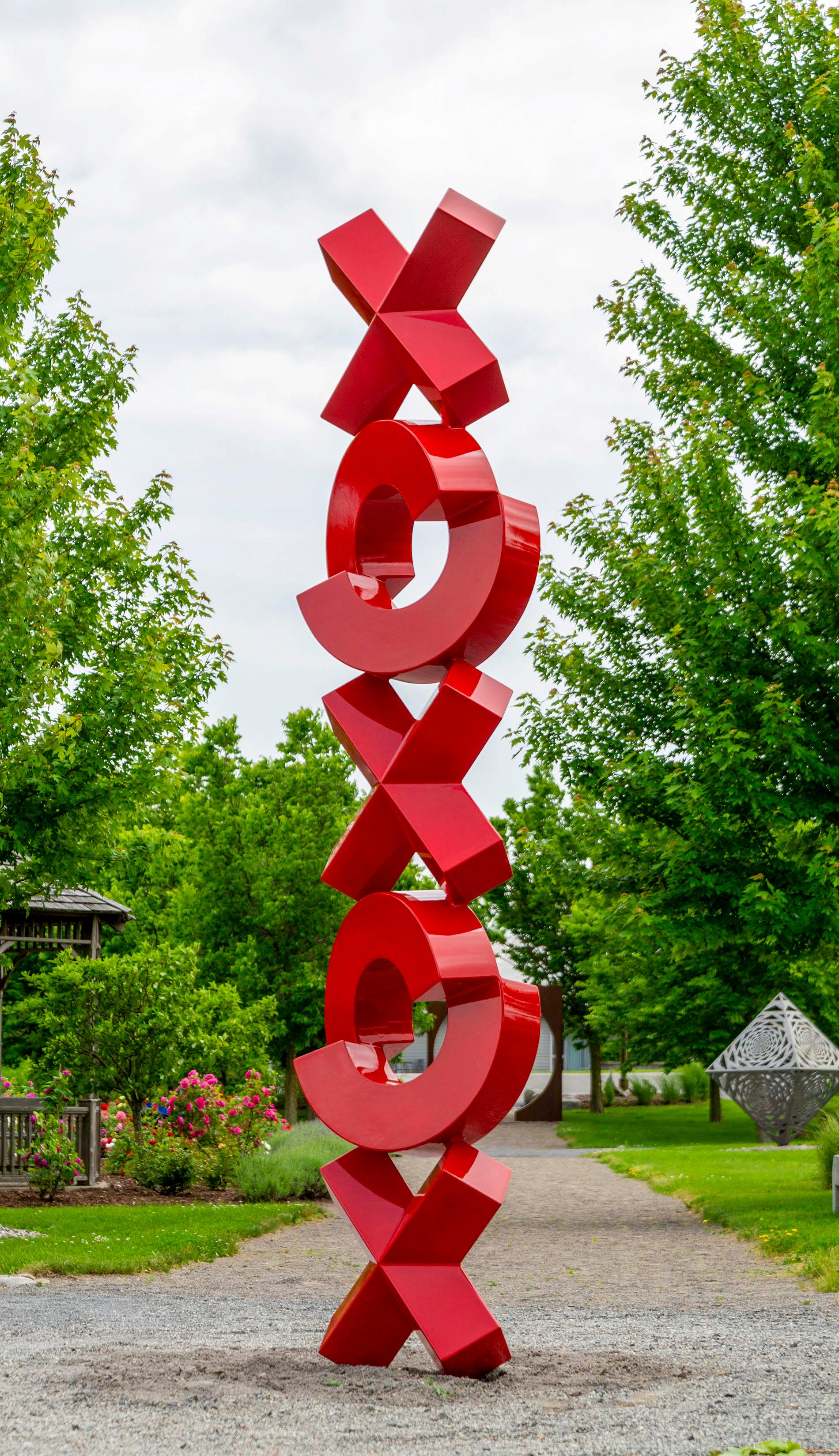 XOXOX - scultura contemporanea, astratta, in alluminio verniciato, da esterno - Sculpture Astratto di Rob Lorenson
