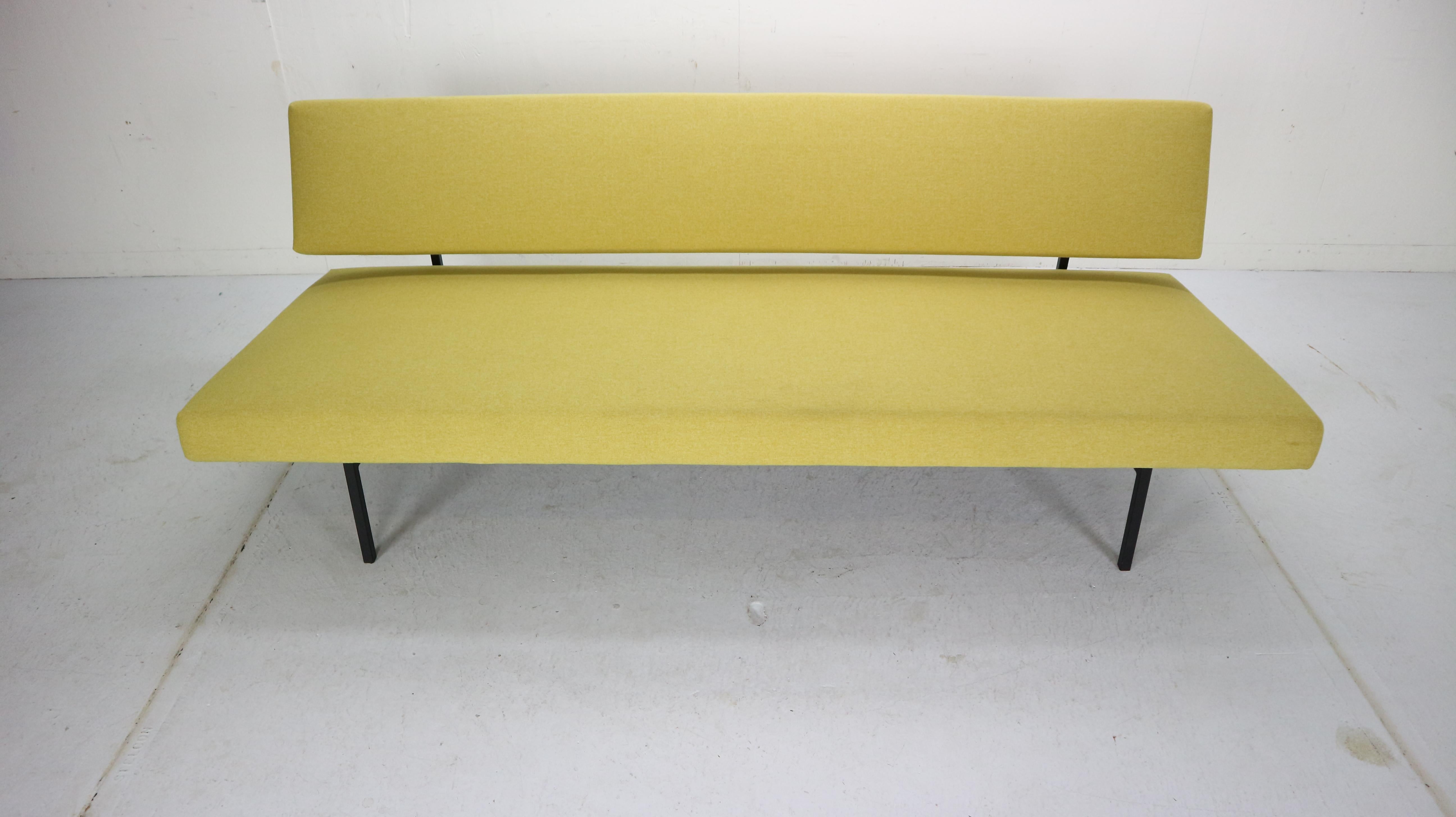 Mid-20th Century Rob Parry Daybed Sleeper Sofa for Gederland, Dutch Modern Design, 1960s