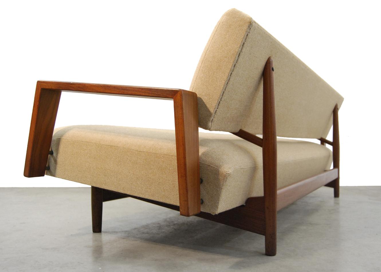 Rob Parry 'Doublet' Daybed Teak/Fabric Sofa for Gelderland, Netherlands, 1958 In Good Condition In Amsterdam, NL