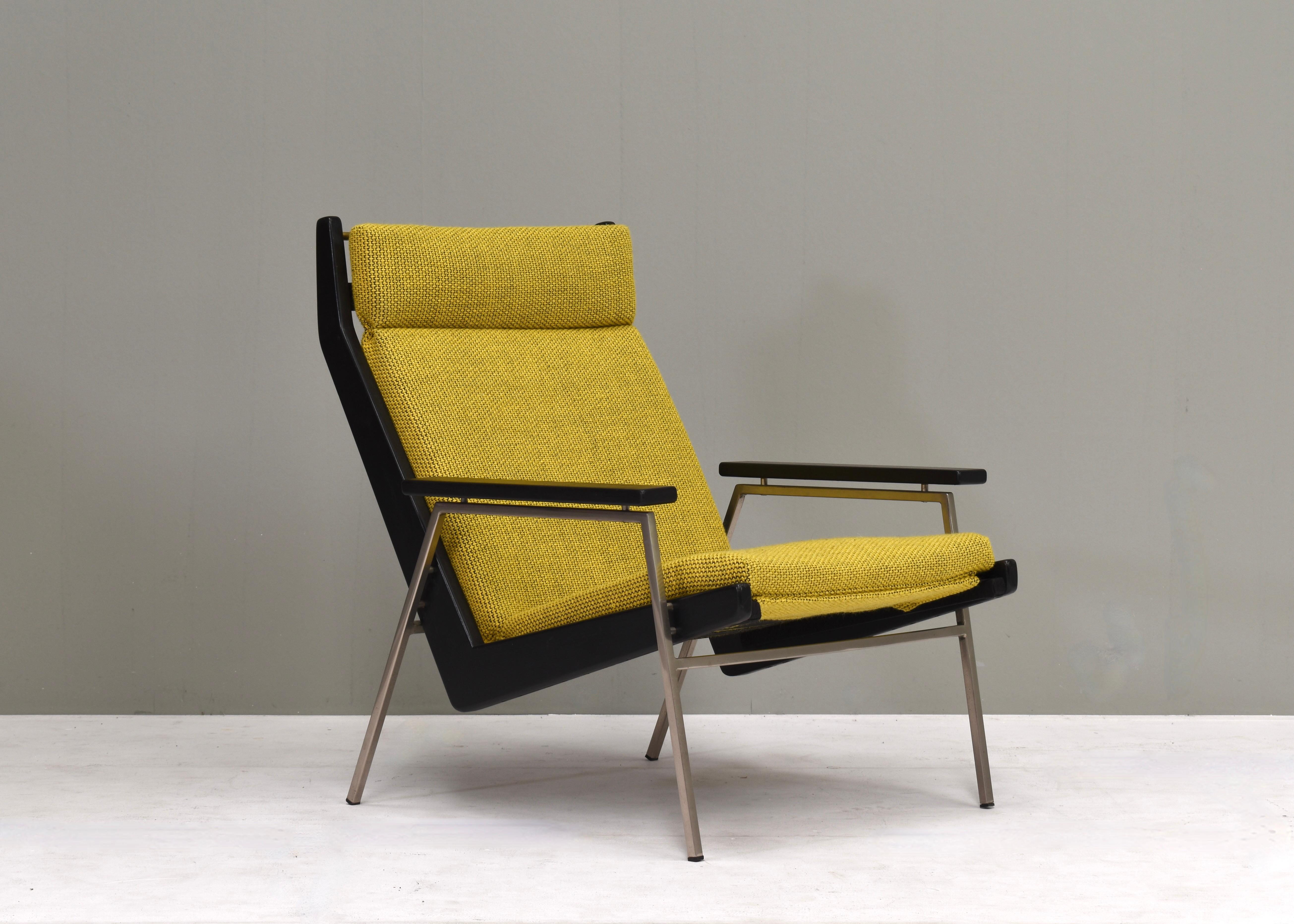 Rob Parry model Lotus lounge armchair for Gelderland in new upholstery by Keymer Essential Fabrics, Netherlands – circa 1950. In the 1950's this was am true futuristic design which it still is in this day and age. 
Designer: Rob