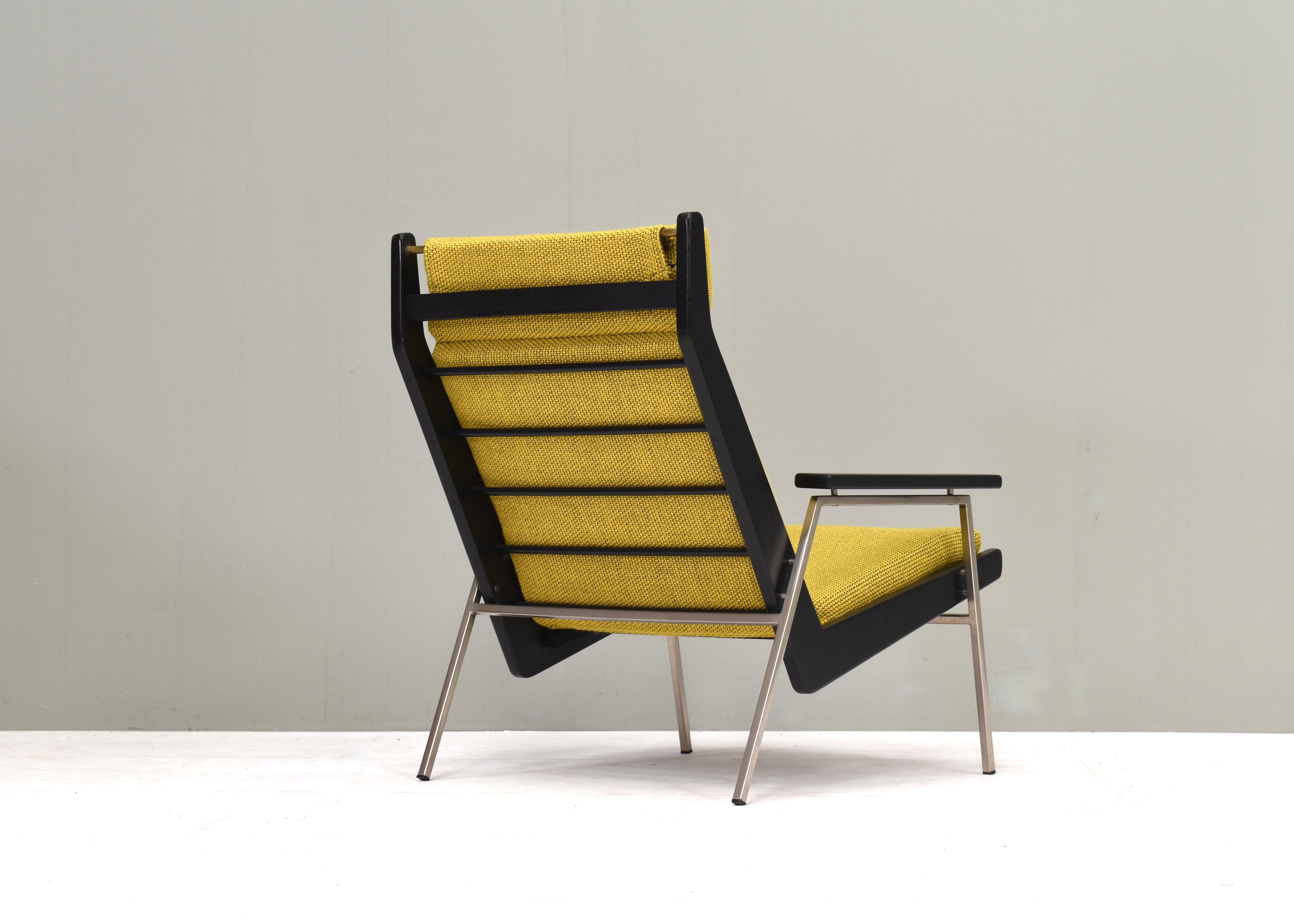 Mid-Century Modern Rob Parry 'Lotus' Lounge Armchair in New Upholstery, Netherlands, circa 1950