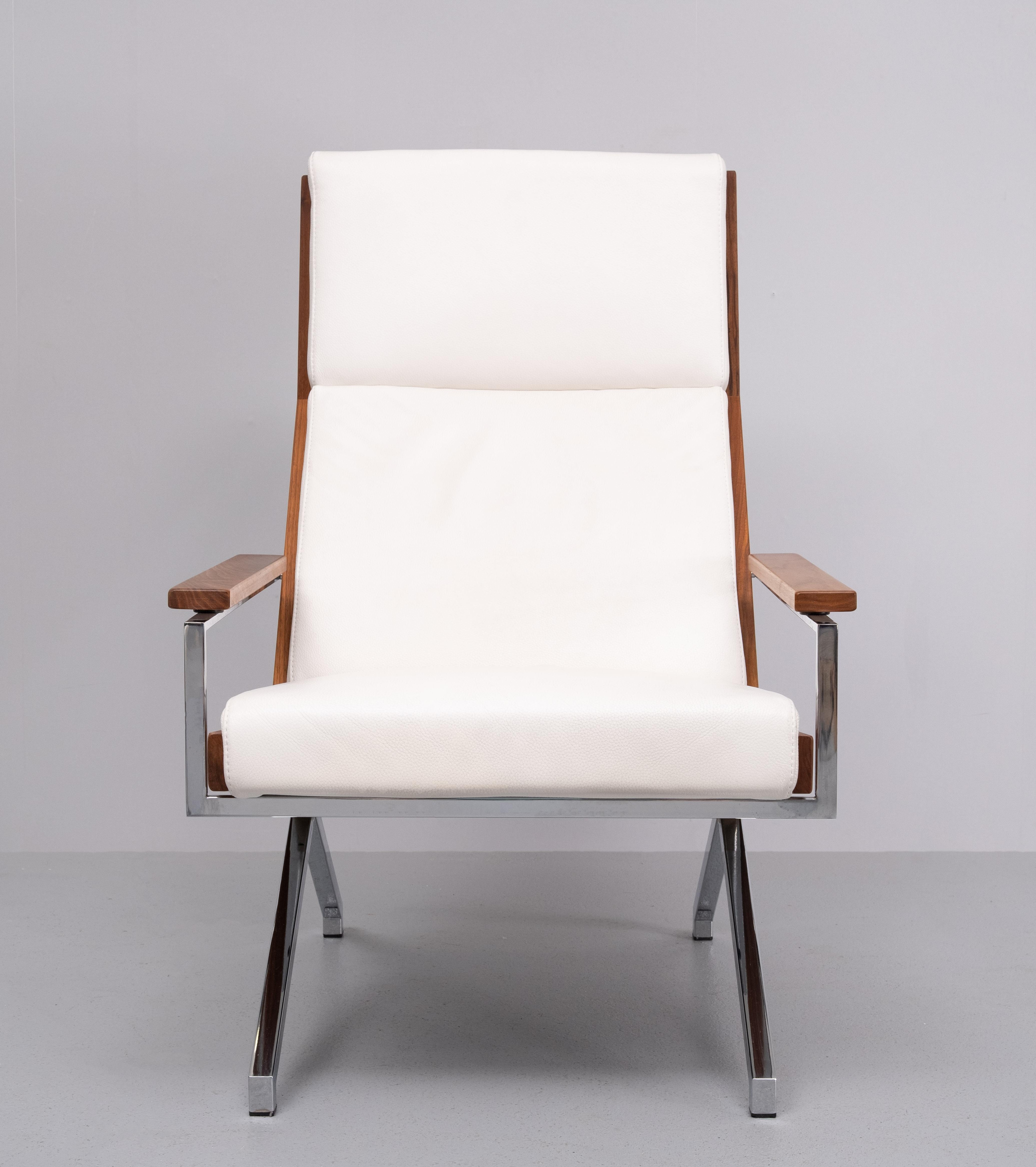 Rob Parry  ''Lotus''  Lounge Chair and Ottoman  For Sale 3