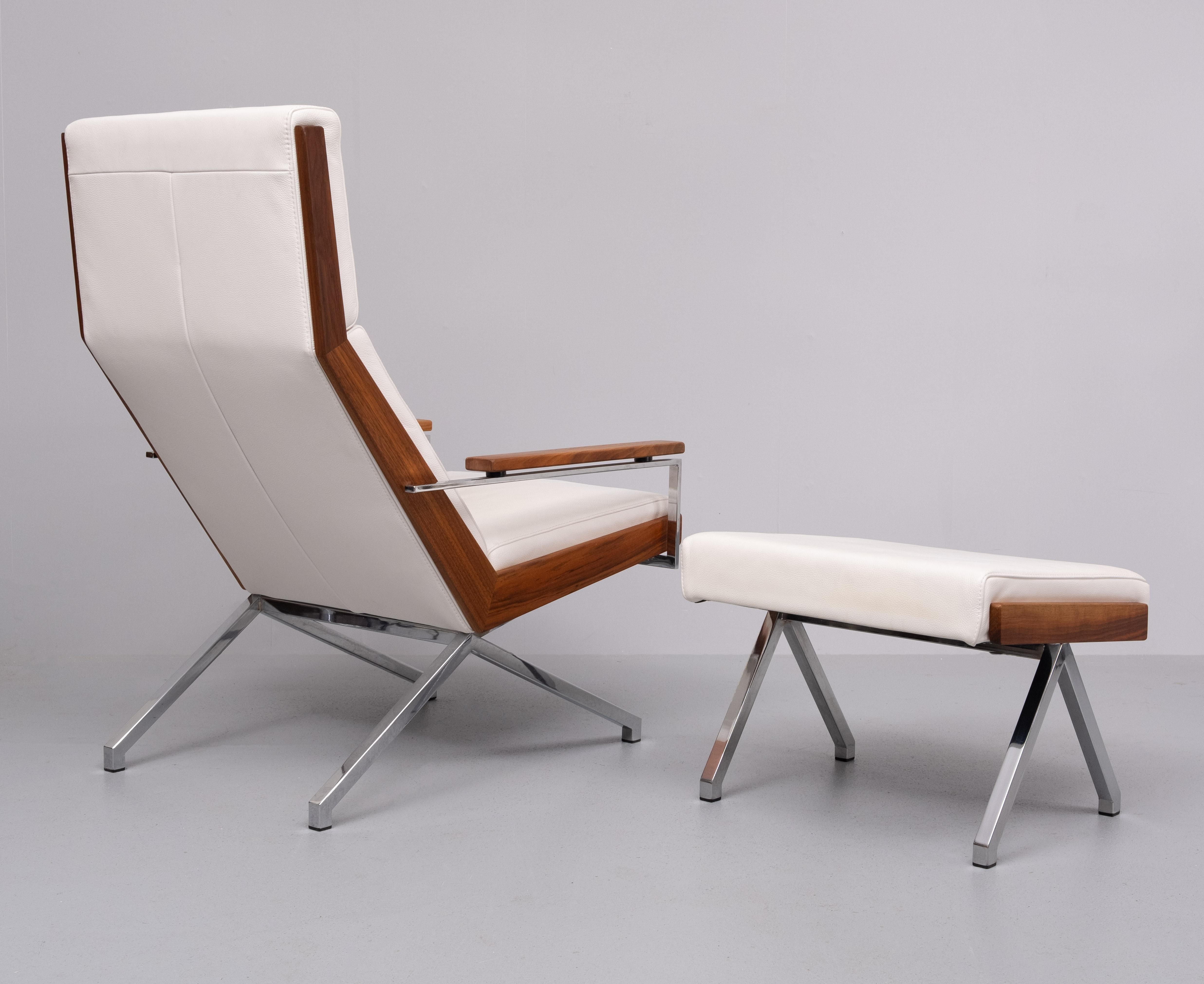 Mid-Century Modern Rob Parry  ''Lotus''  Lounge Chair and Ottoman  For Sale