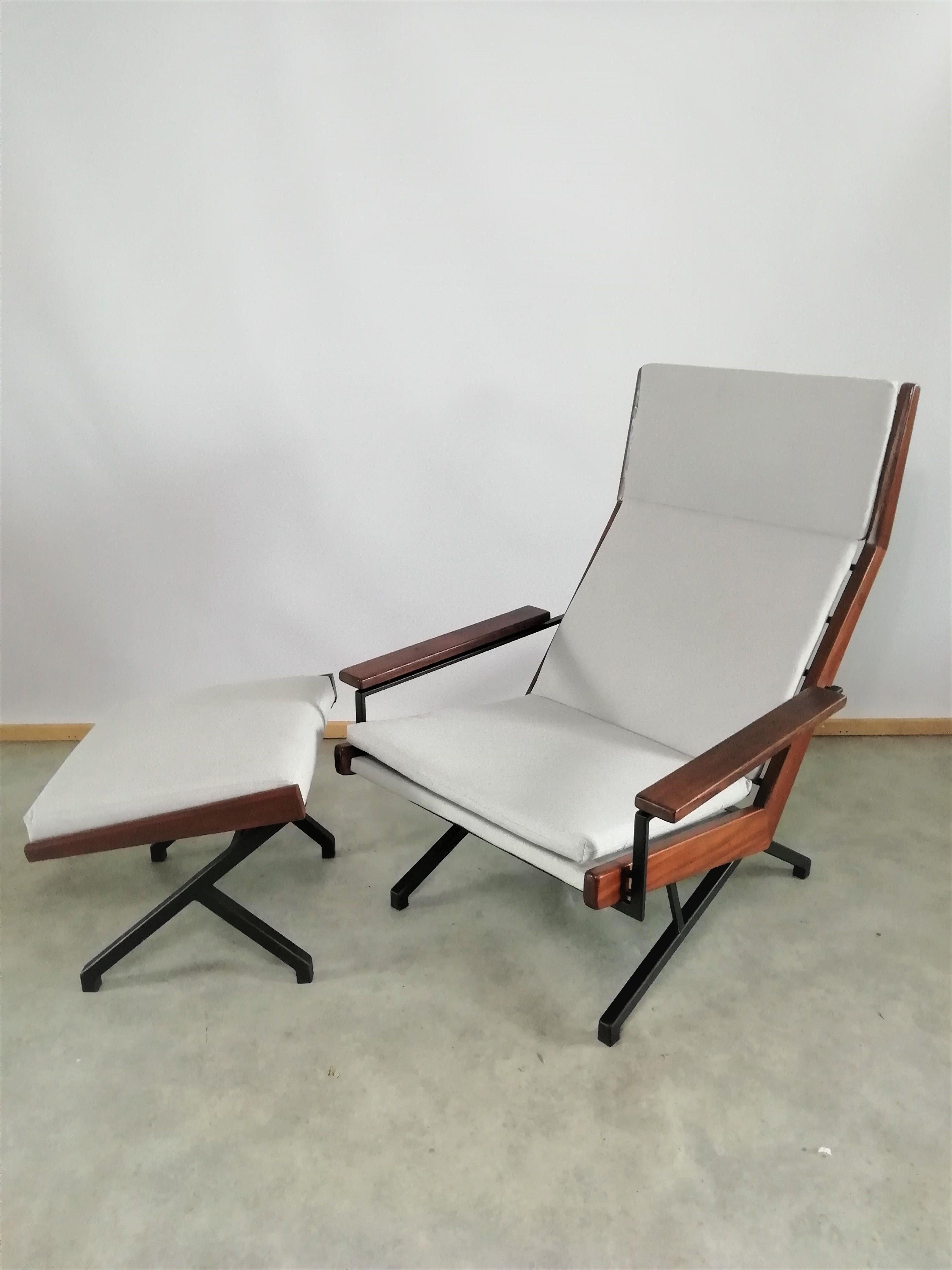 Rob Parry “Lotus” Lounge Chair for Gelderland, 1950’s 1