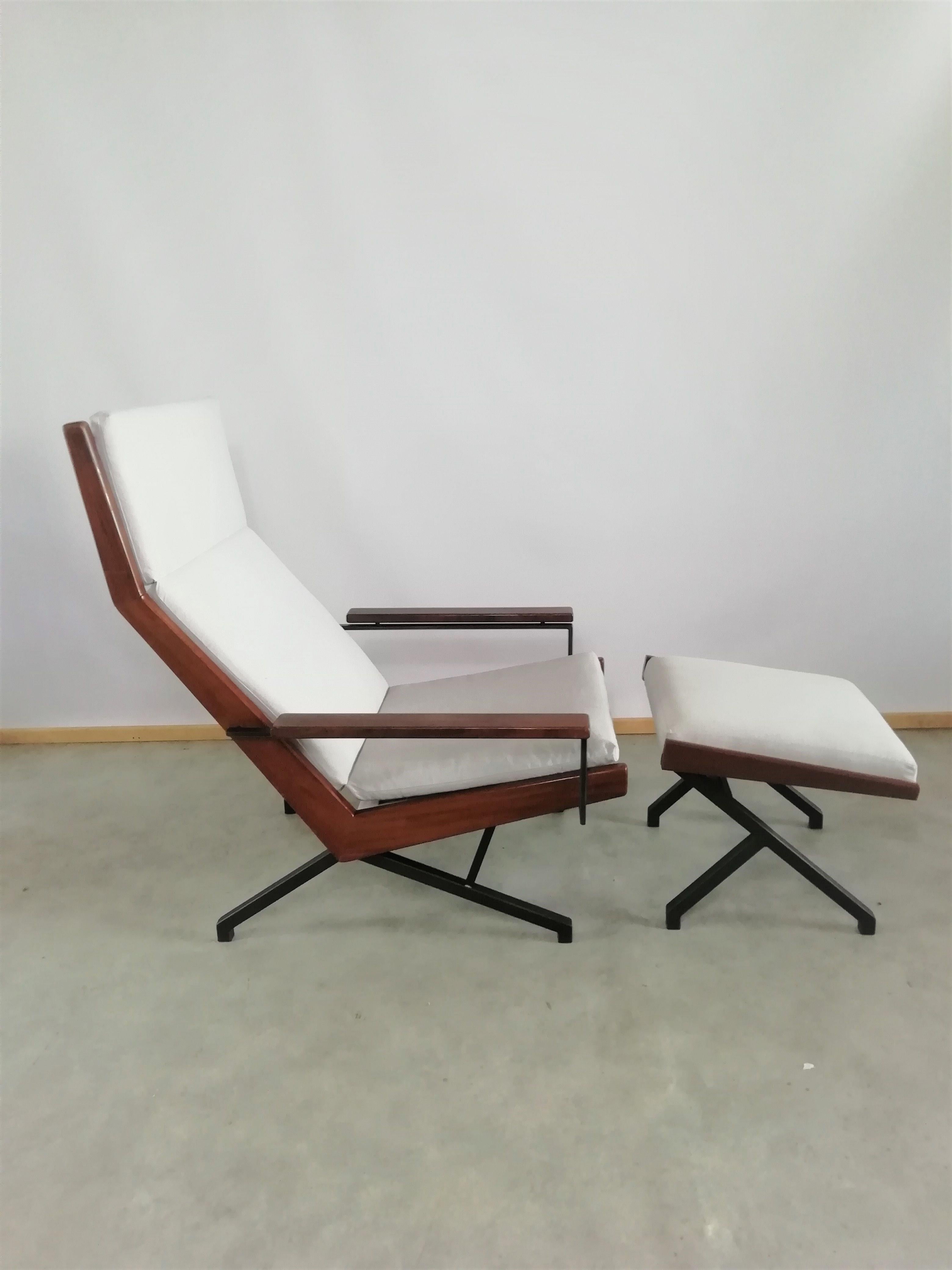 Rob Parry “Lotus” Lounge Chair for Gelderland, 1950’s 6