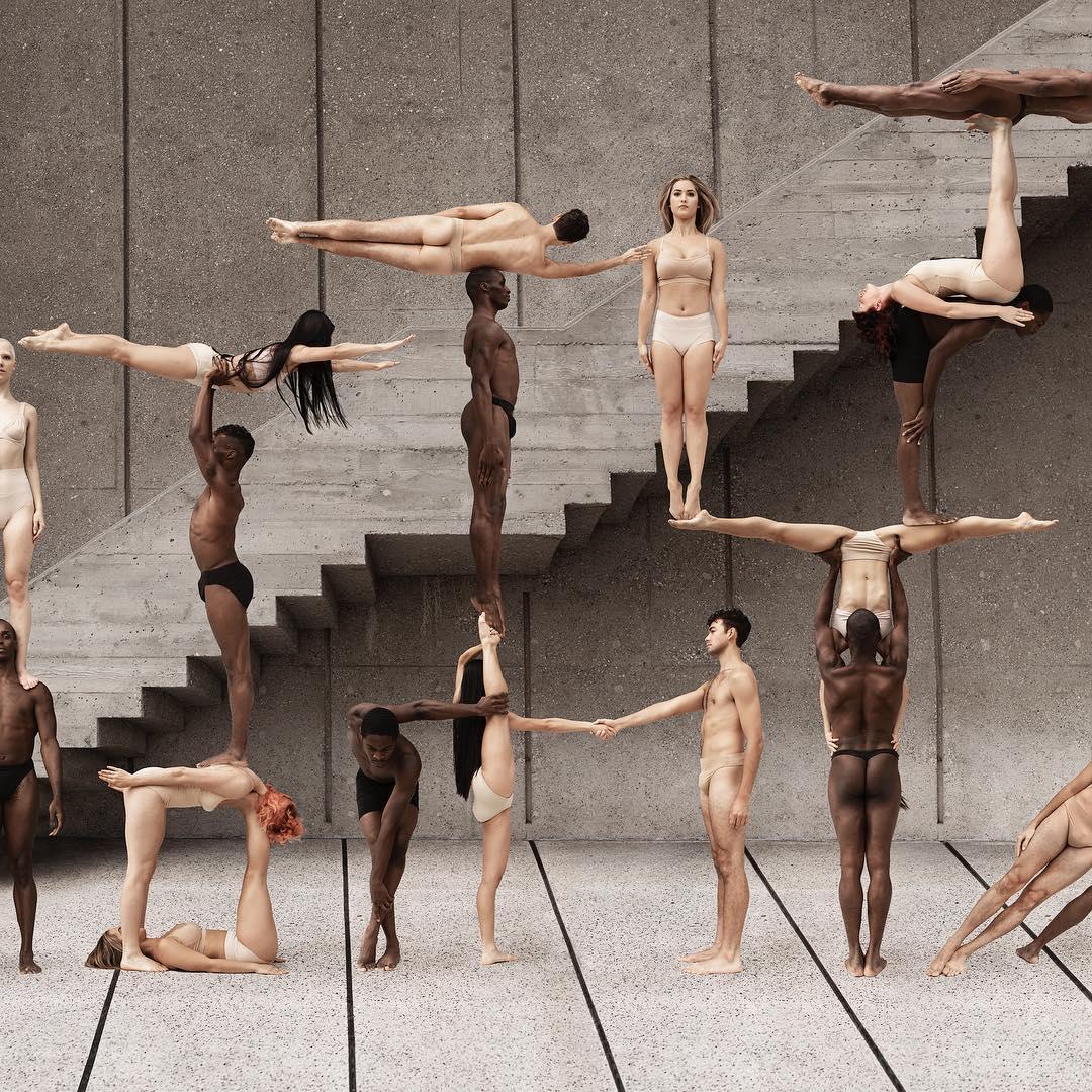 « Human Tetris », photographie, 40" x 40" pouces, édition limitée à 12 exemplaires, par Rob Woodcox