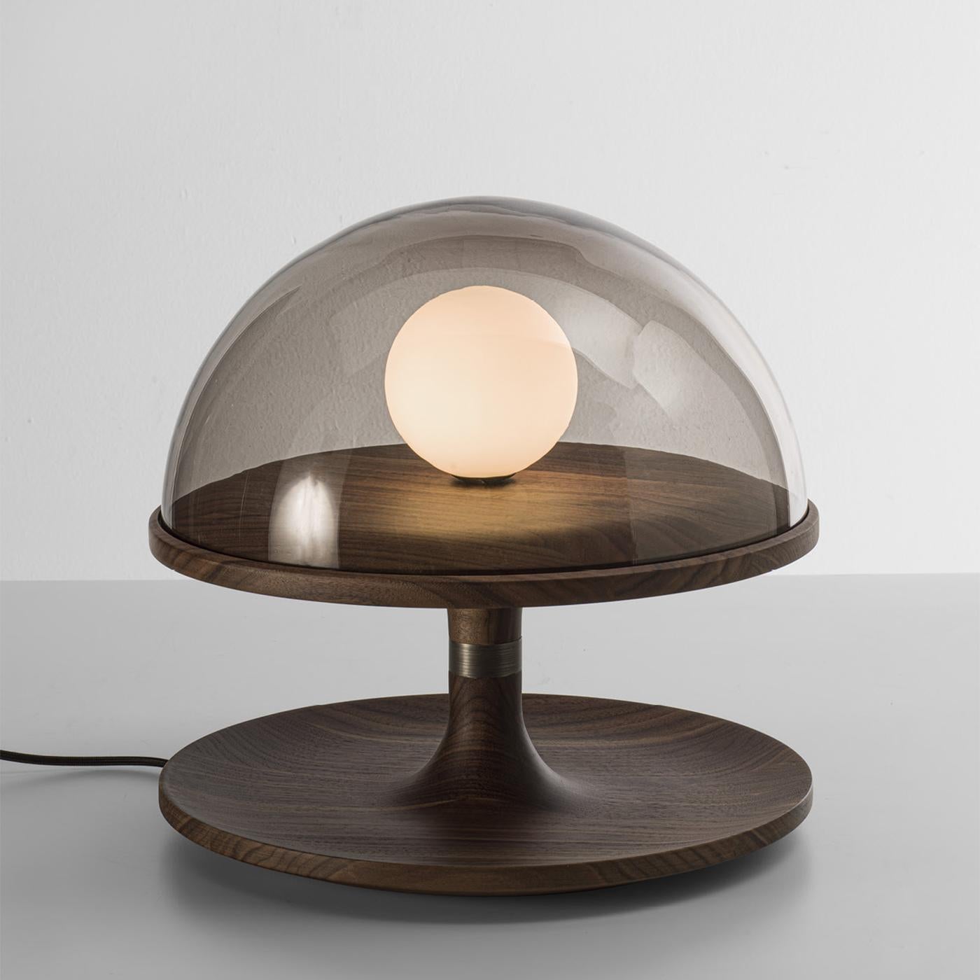 italien Lampe à poser Robby en noyer en vente