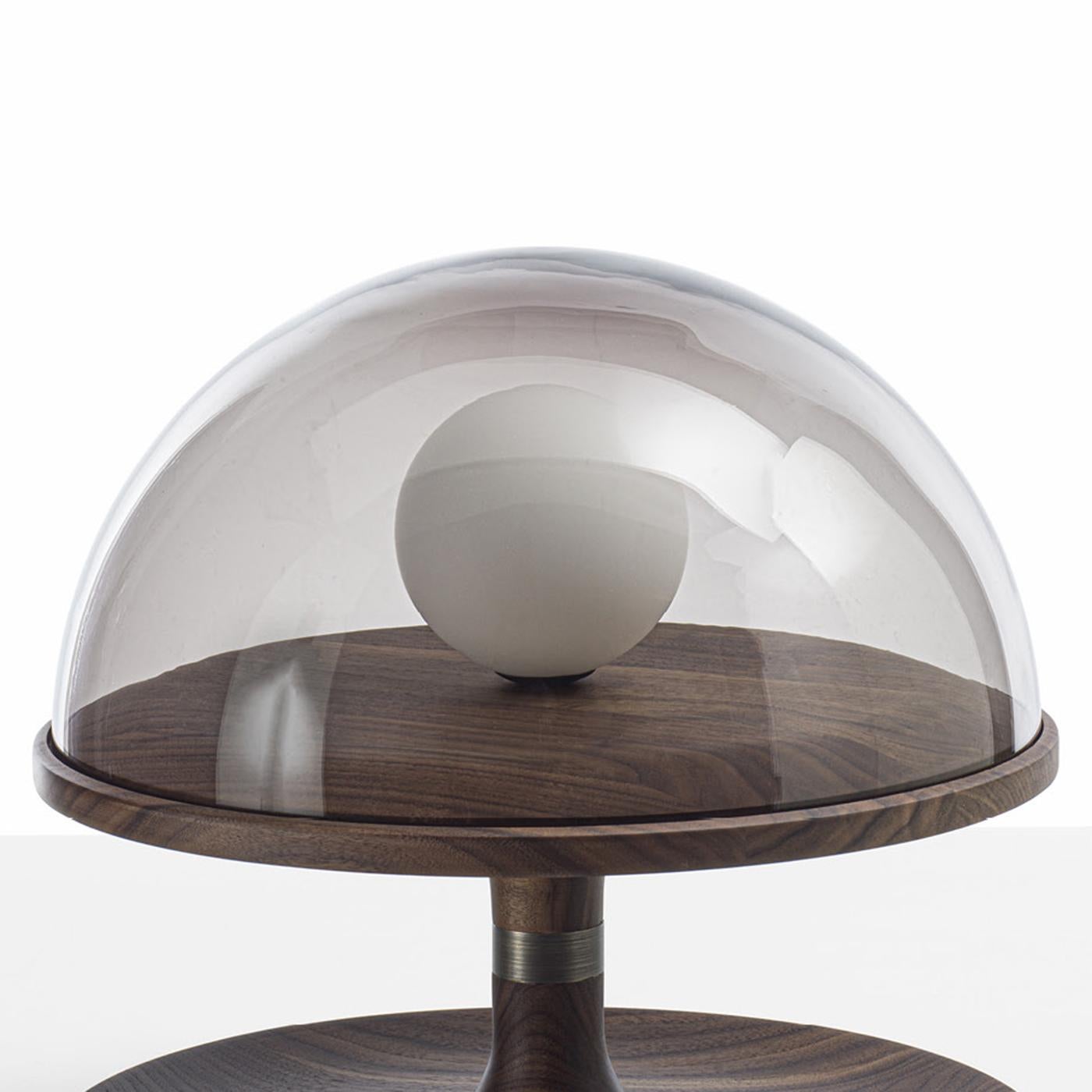 XXIe siècle et contemporain Lampe à poser Robby en noyer en vente