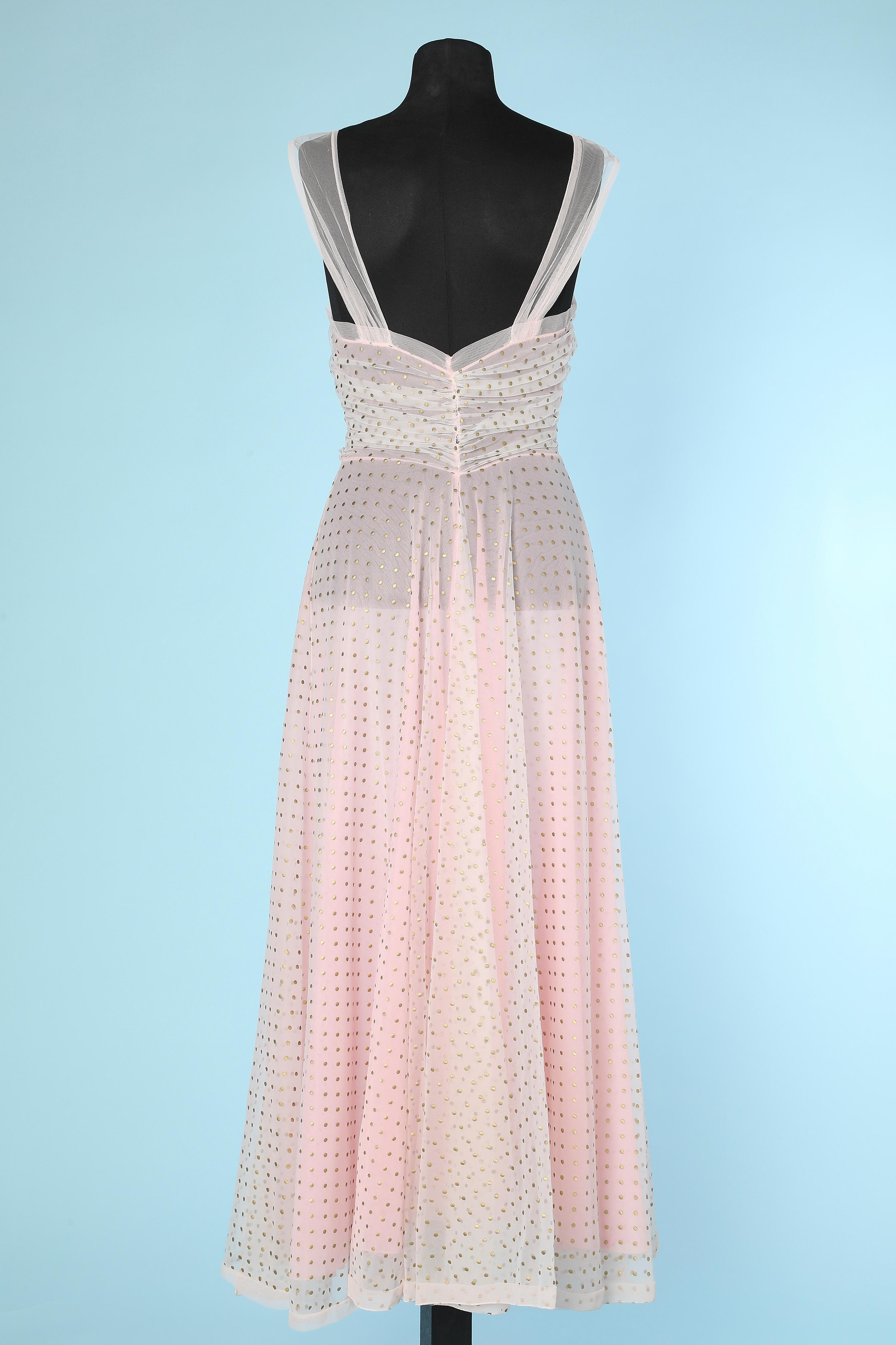 Robe and night-gown in pink nylon and tulle with gold Polka dots Schiaparelli  For Sale 5