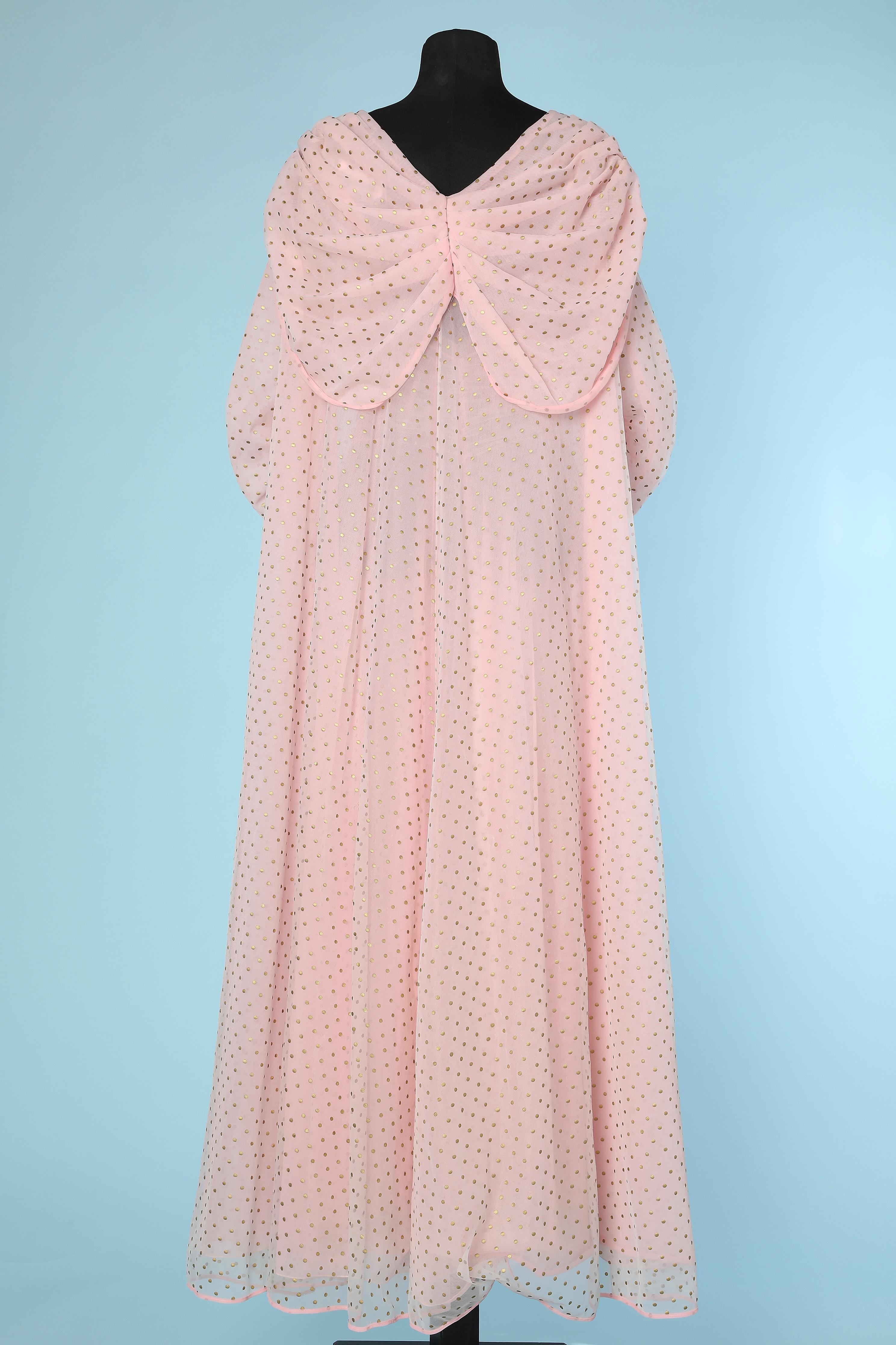Women's Robe and night-gown in pink nylon and tulle with gold Polka dots Schiaparelli  For Sale