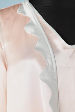 Robe and pyjamas in pastel silk satin and lace appliqué  Circa 1930