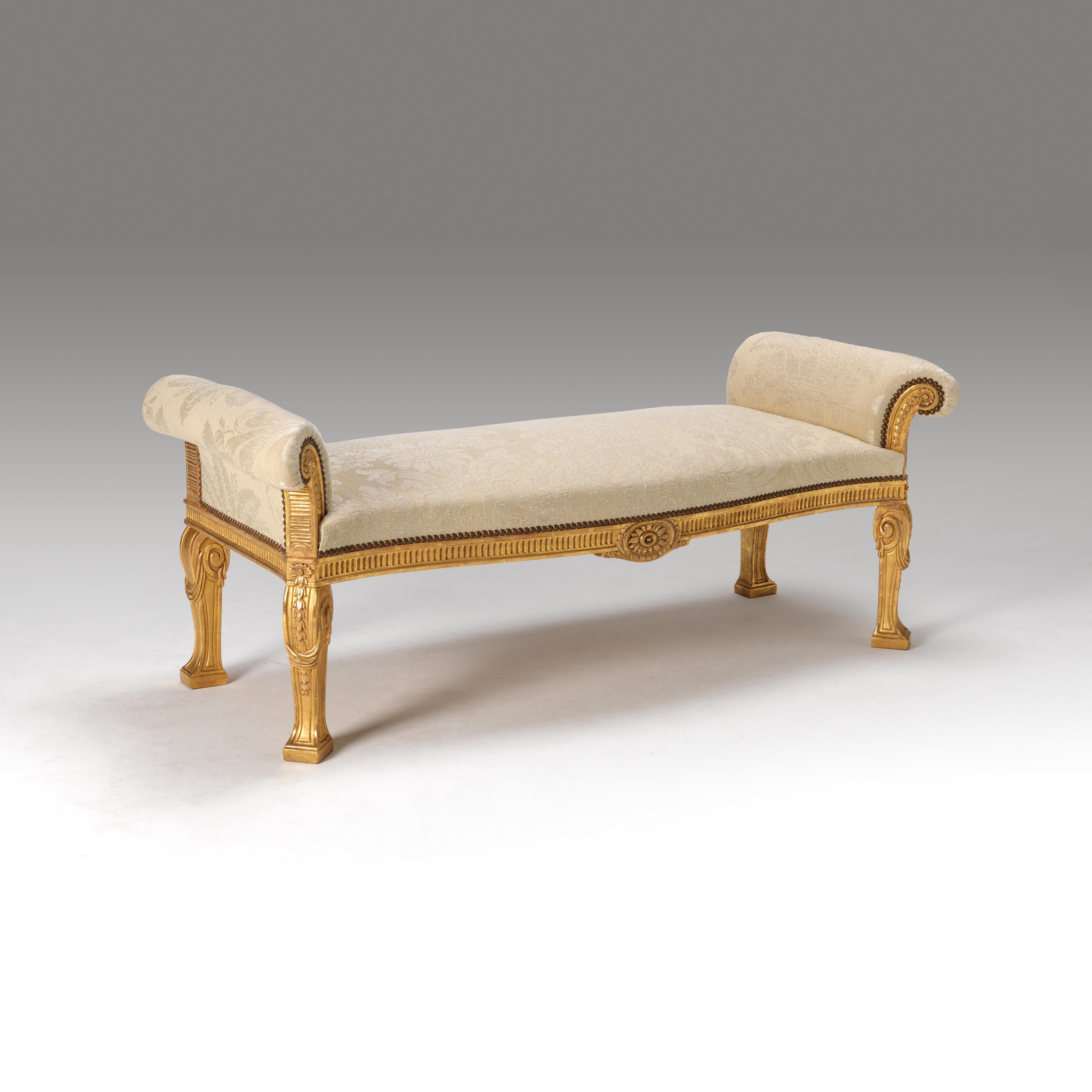 A fine carved giltwood window seat after a design by
Robert Adam. Upholstered in client’s own material.

Bespoke sizing, design adaptations and finishing available.

We are currently working to a 30-36 week lead time.