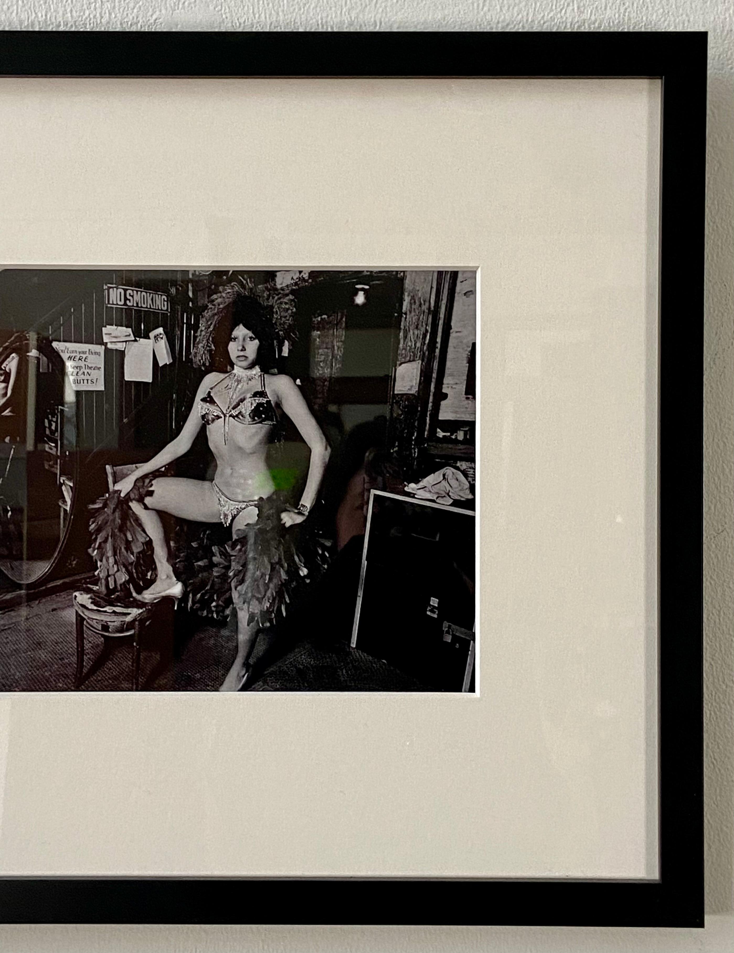 Senza titolo - Teatro Troc Burlesque #1 - Photograph di Robert Adler 