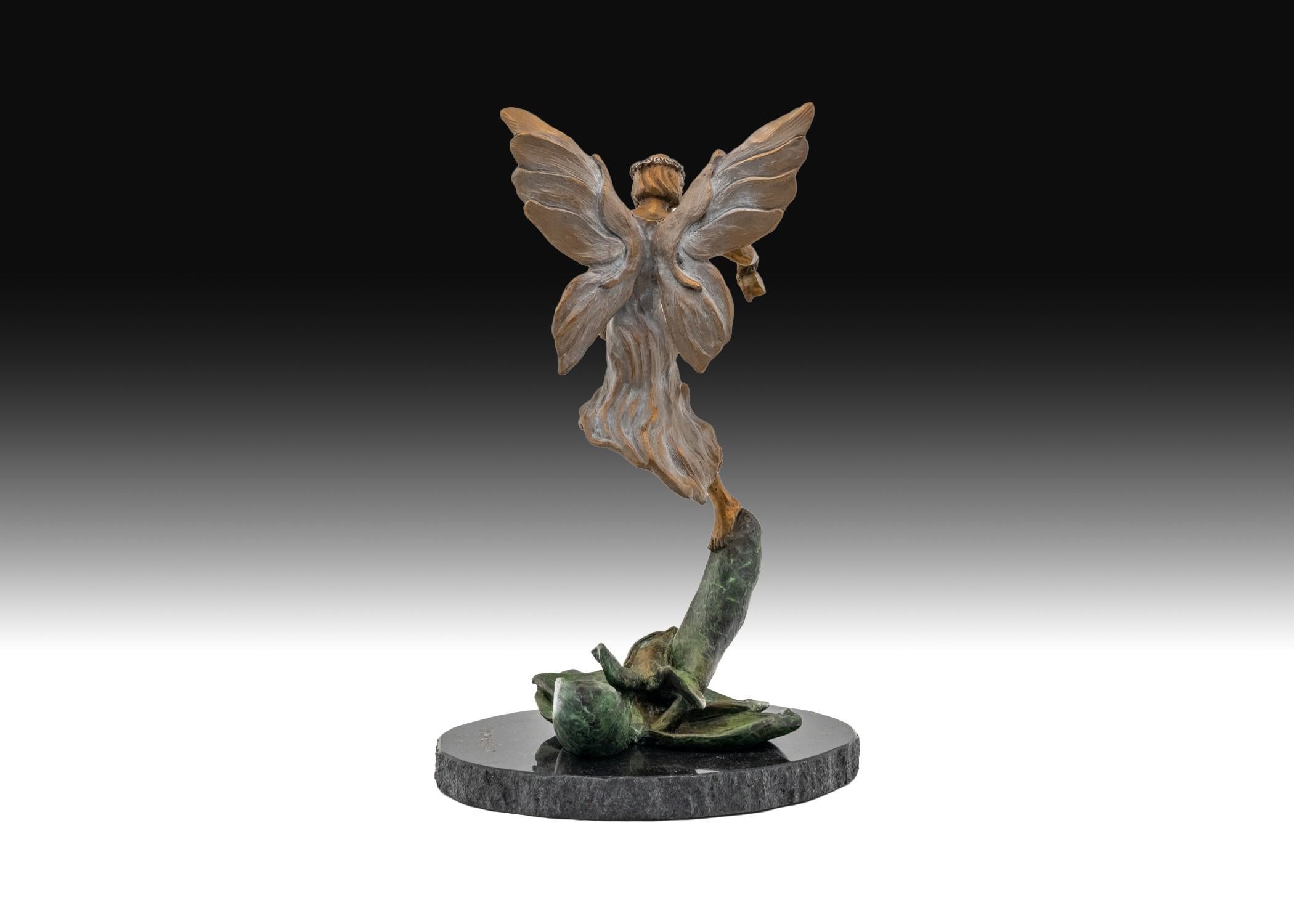 Rugiada mattutina - Sculpture di Robert Allison
