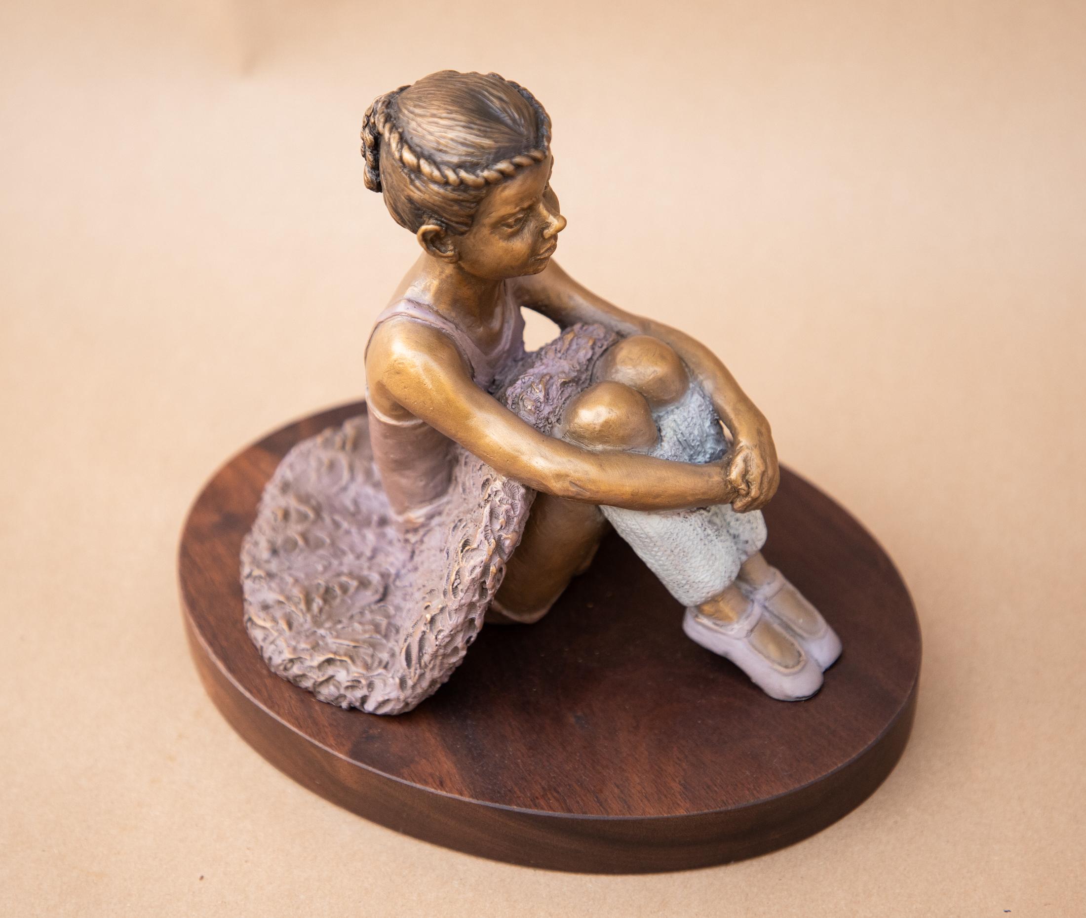 Ballerina minuscola - Sculpture Realismo di Robert Allison