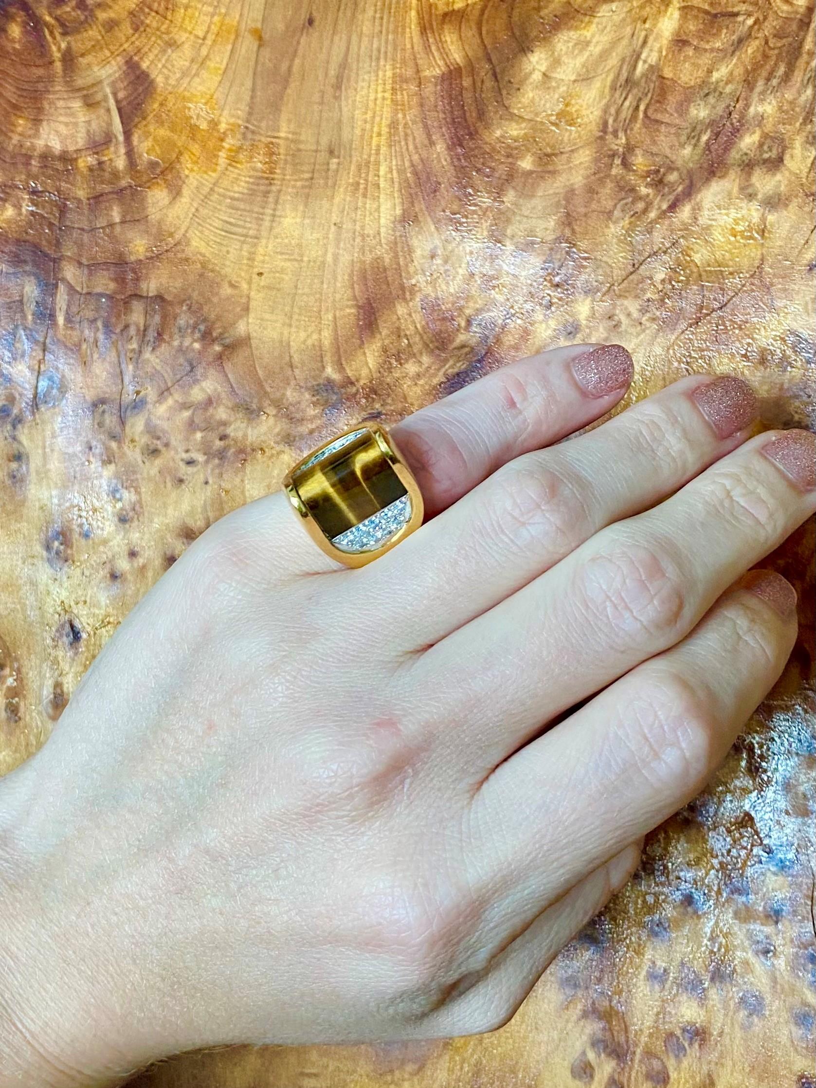 Robert Altman 1970 New York Geometric Ring 18Kt Gold 20.75 Diamonds & Tiger Eye For Sale 3