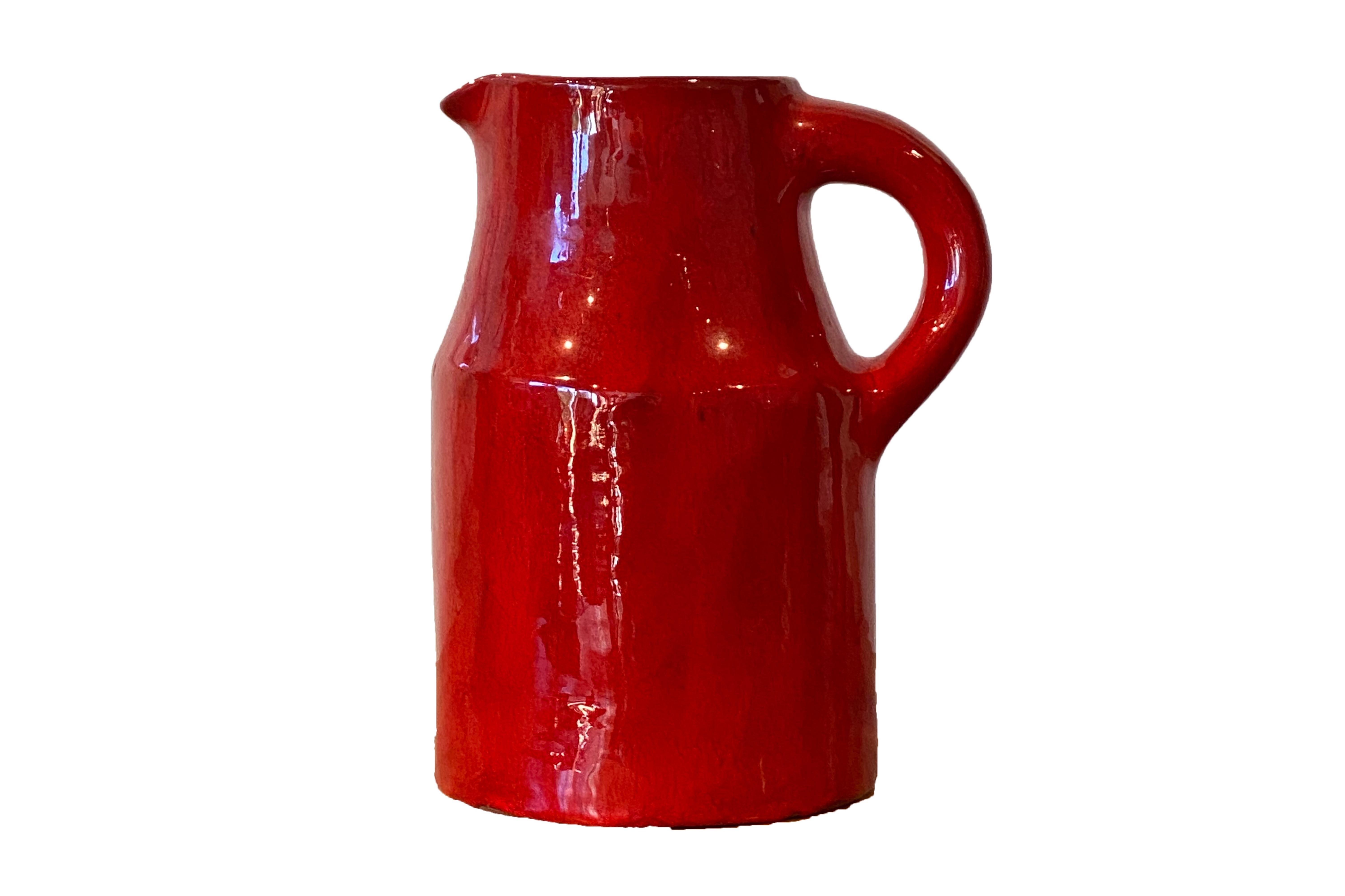 Robert and Jean Cloutier ceramic pitcher.
Emblematic red glazed ceramic.
Signed,
circa 1960, France.
Very good vintage condition.
Robert and Jean Cloutier were twin brothers, collaborating as artists and ceramicists, and signing their works