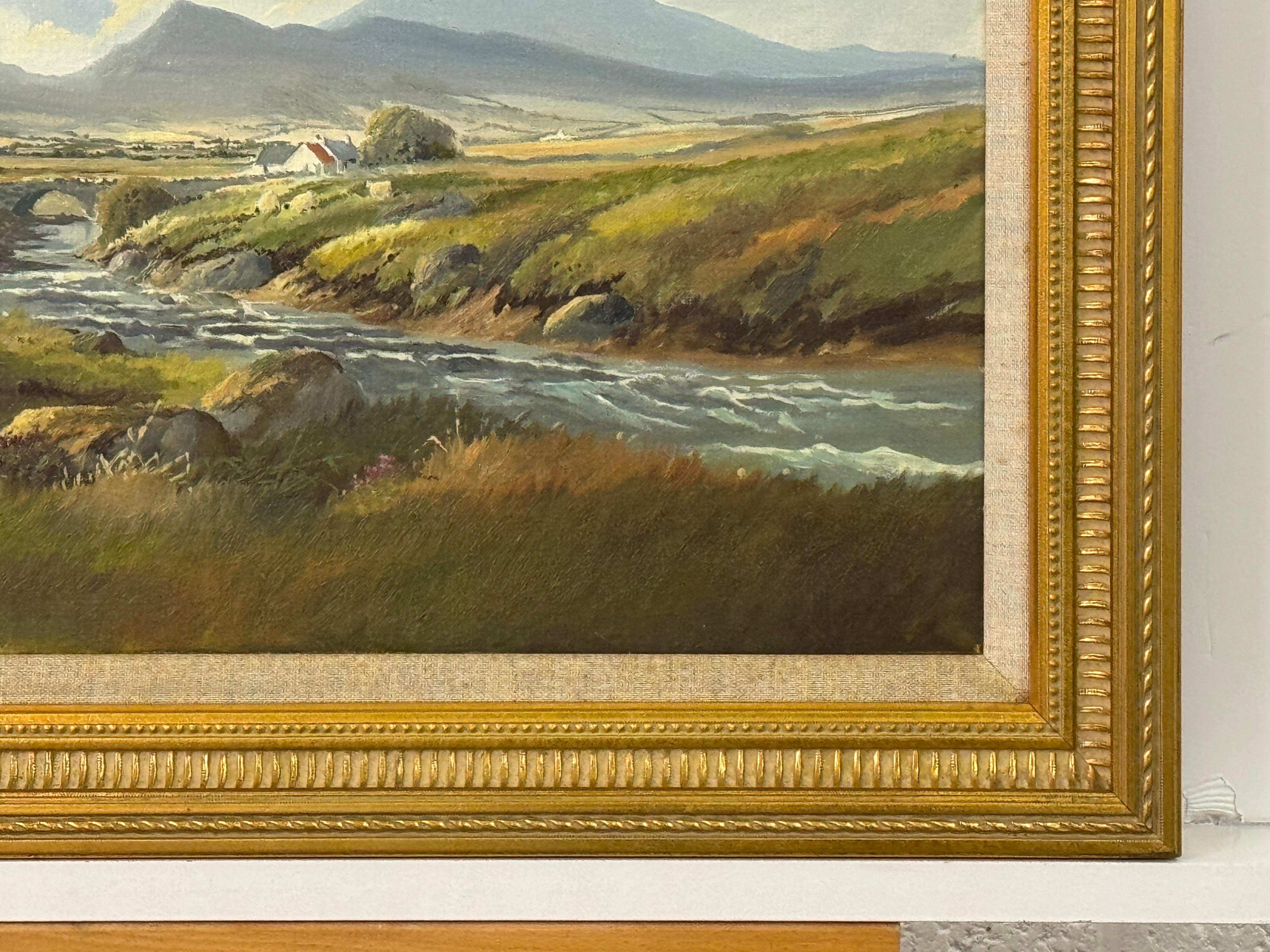 Pintura de cabañas de montaña junto a un río en Irlanda por un artista irlandés del siglo XX en venta 10
