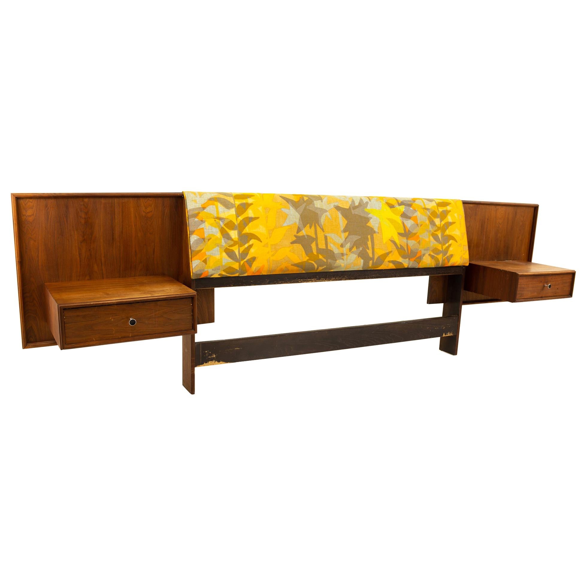 Robert Baron for Glenn of California MCM Queen Headboard Floating Nightstands