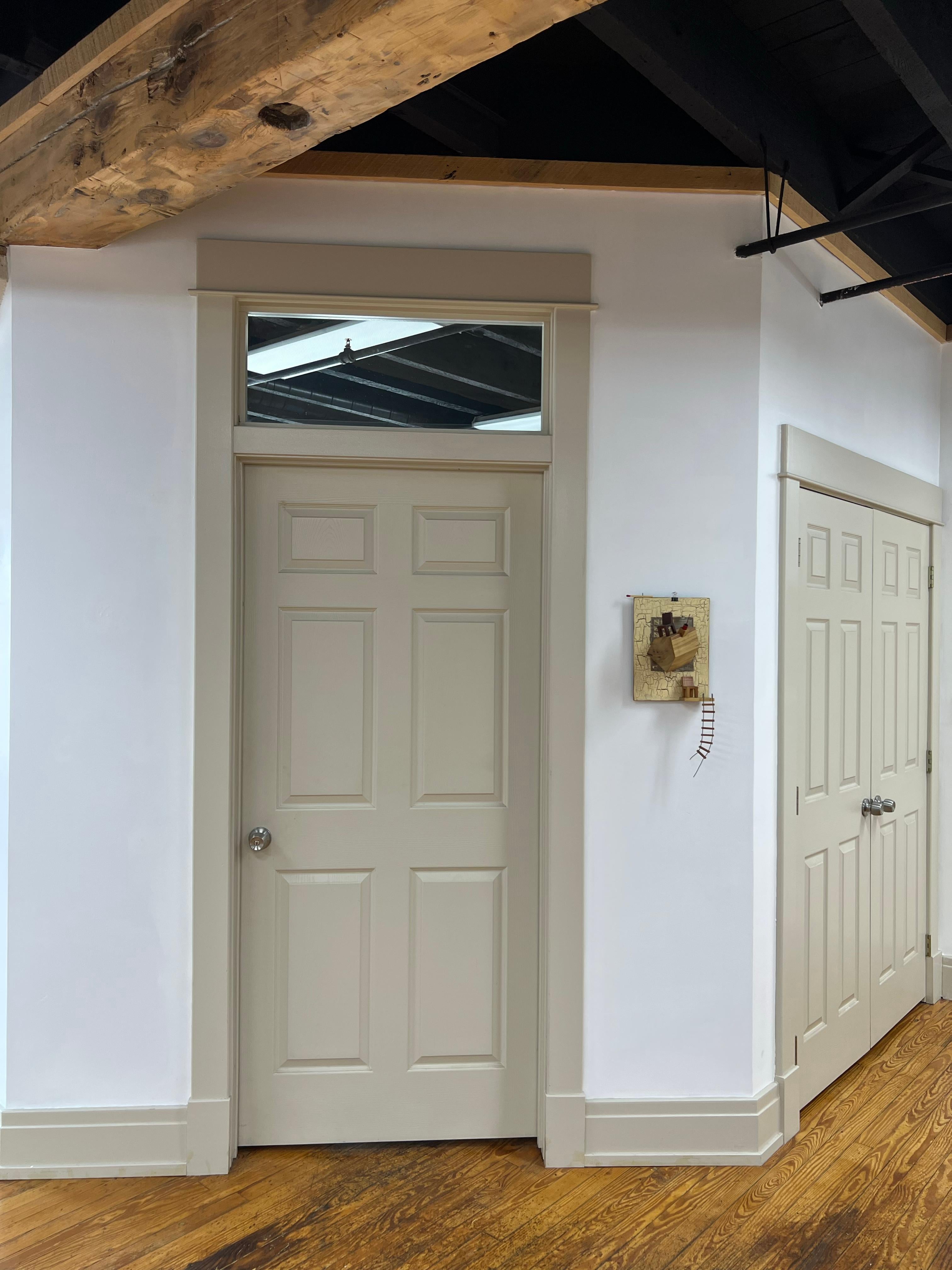 Sculpture House concettuale da parete Wood Sedia Scala Scuro Moody Match Brown Unico in vendita 9