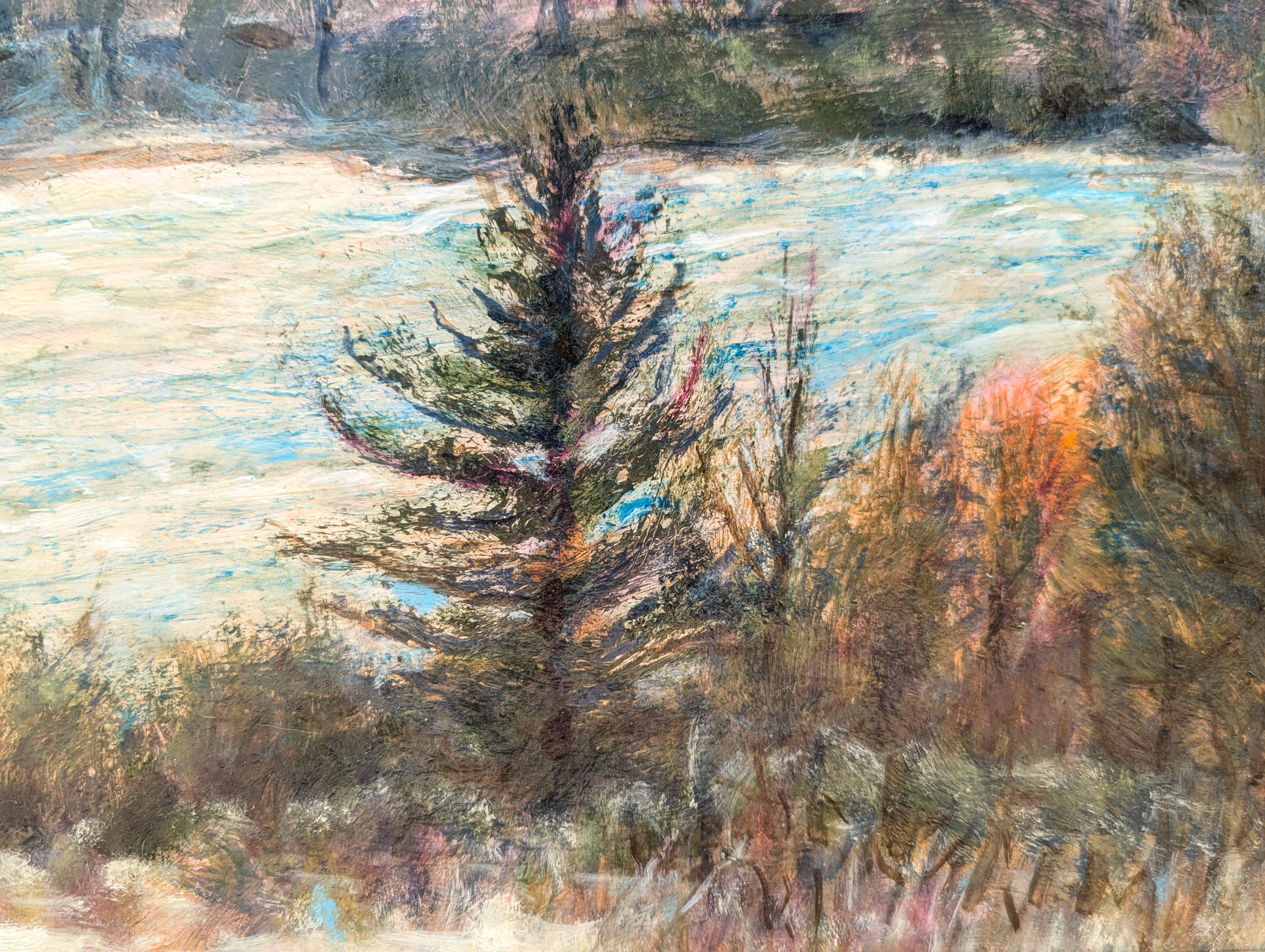 First Snowfall Naturalistische Wintergebirge-Landschaft eines Flusses durch Bäume im Angebot 3