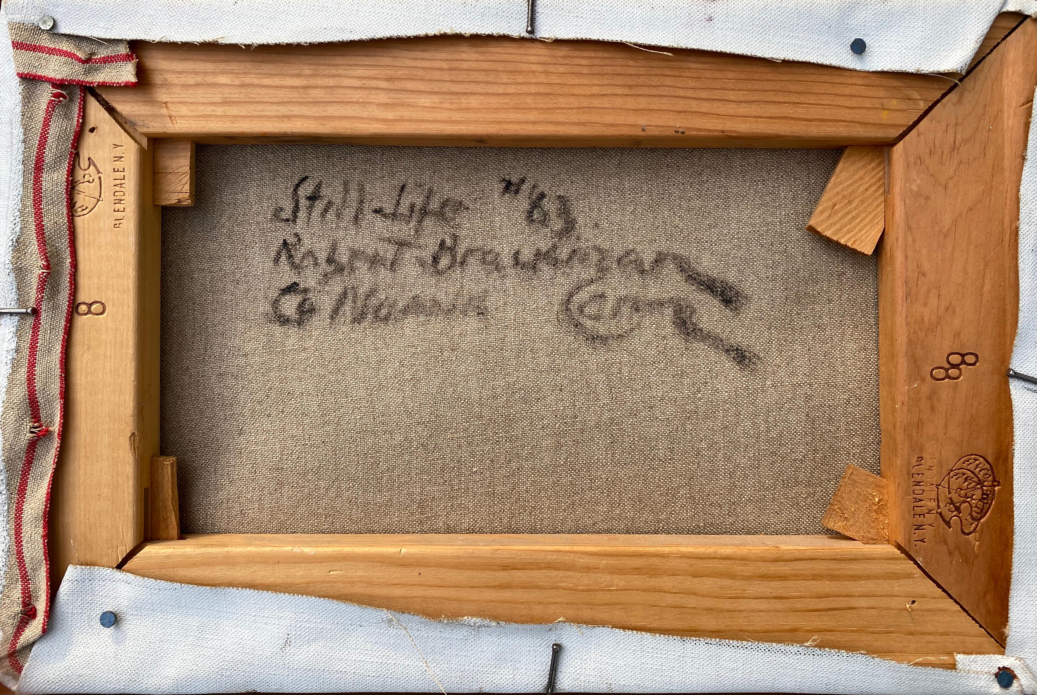 Ecco per te una bellissima natura morta di  frutta assortita su un piatto blu del noto artista americano Robert Brackman. Firmato in basso a destra. Titolato e firmato anche sul retro.  Circa 1965.  Le condizioni sono eccellenti.  Si tratta di un