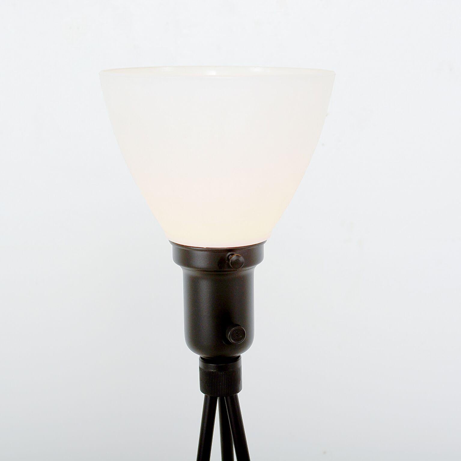 American Robert Bulmore Tripod Metal Table Lamp Midcentury, 1960s