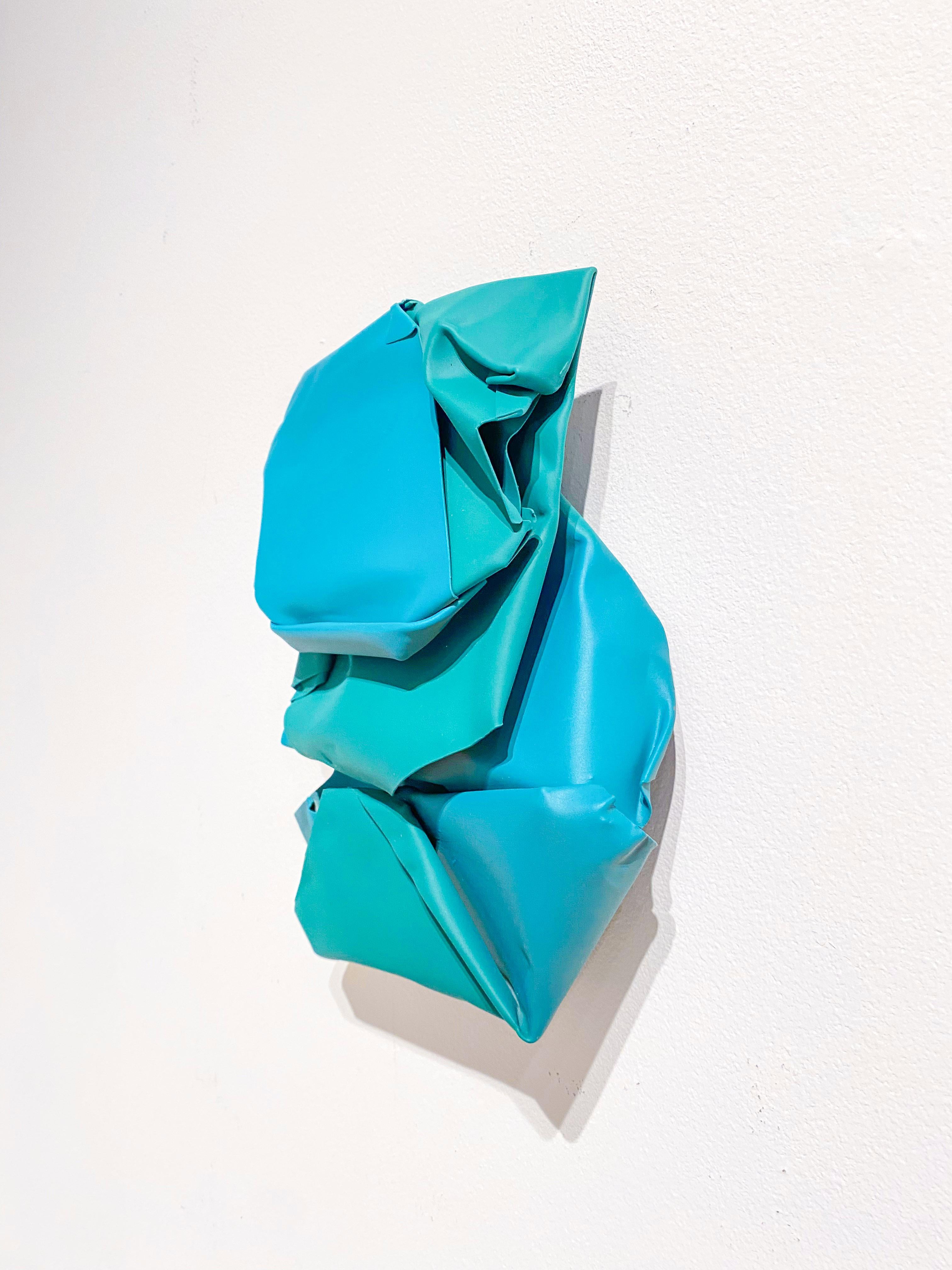 Fajenca Figuro - Contemporary Sculpture by Robert Burnier