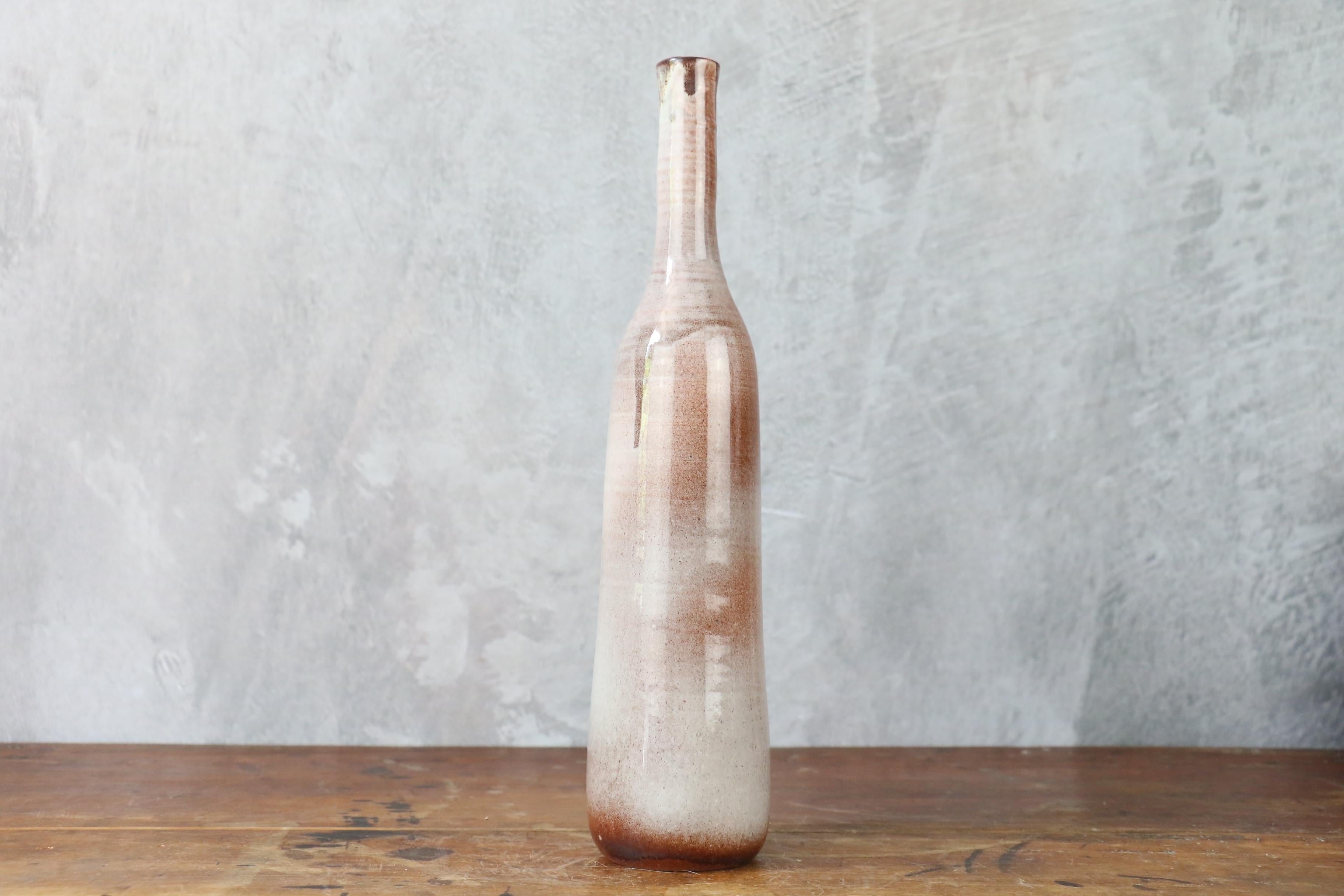 Hand-Crafted French Mid-Century Modern Ceramic Vase by Robert Chiazzo — Ruelland For Sale