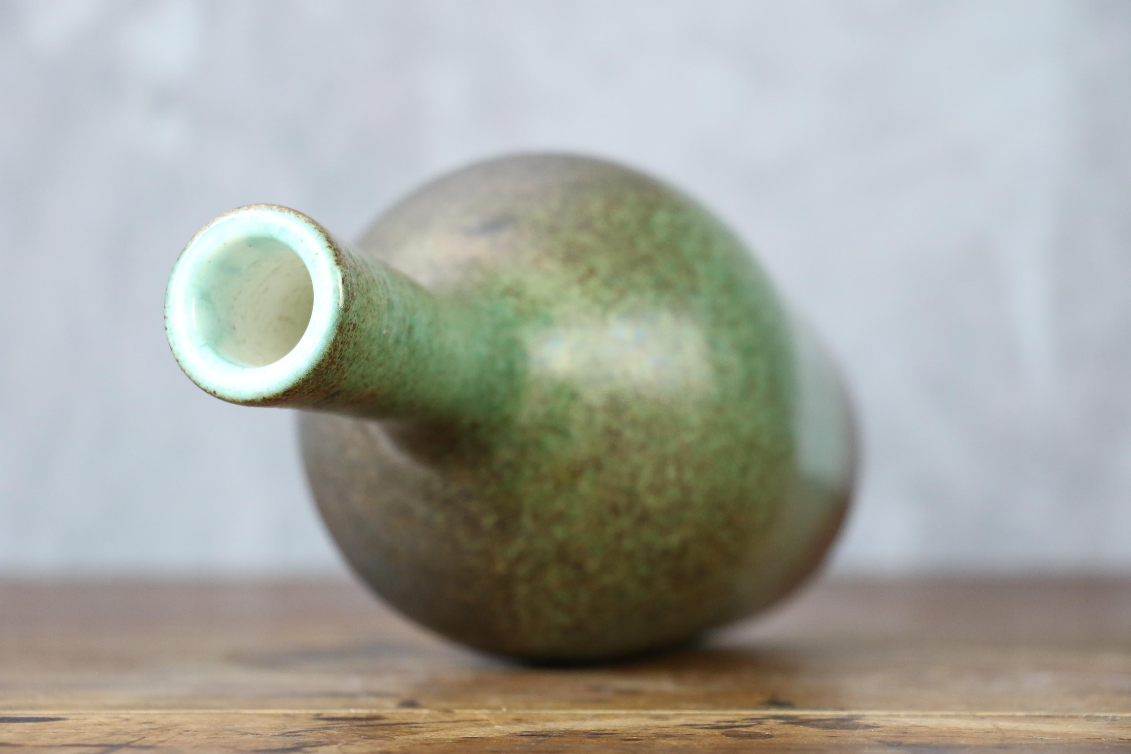 Robert Chiazzo, green ceramic vase, 1960, Bormes, Vallauris, Era Jouve, Picault For Sale 2