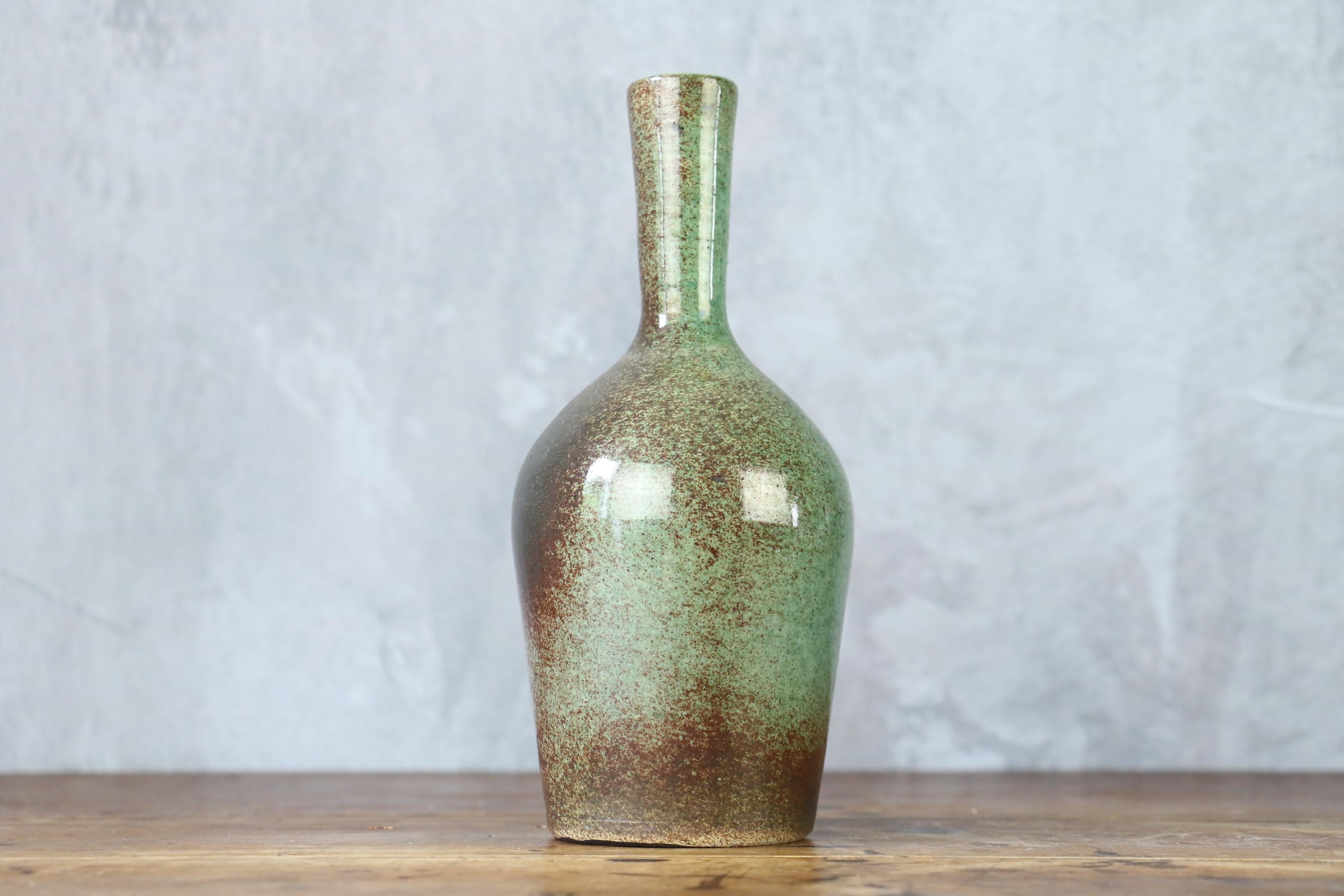 Robert Chiazzo, green ceramic vase, 1960, Bormes, Vallauris, Era Jouve, Picault In Good Condition For Sale In Camblanes et Meynac, FR