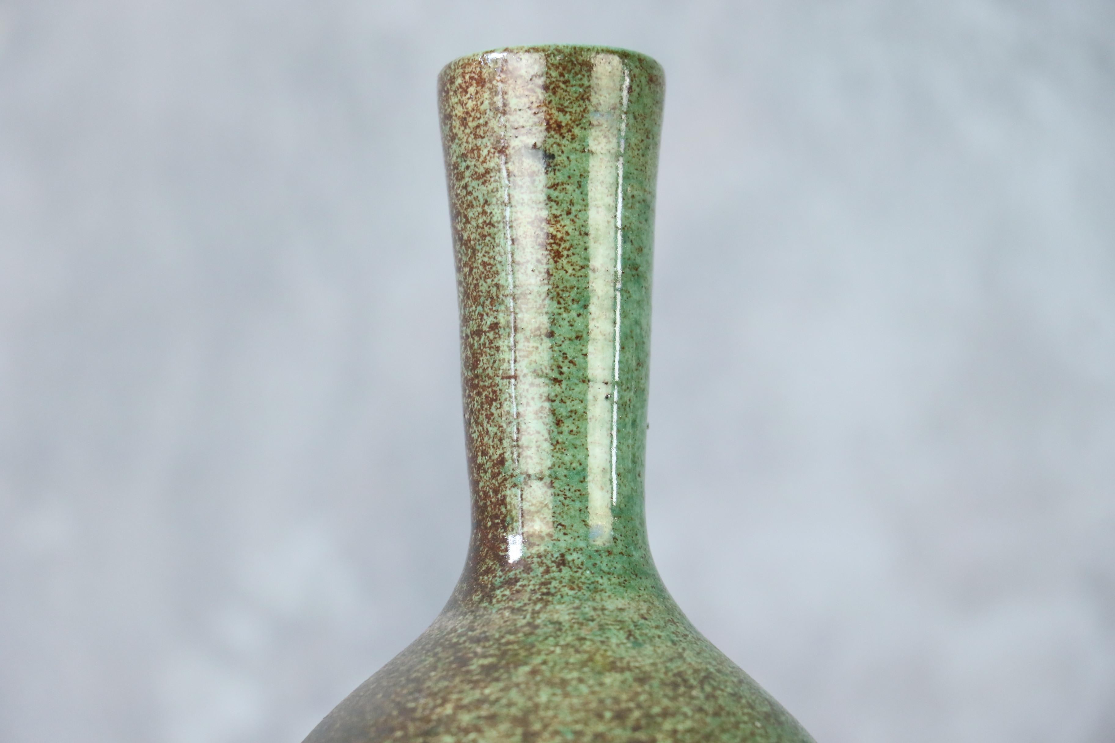 20th Century Robert Chiazzo, green ceramic vase, 1960, Bormes, Vallauris, Era Jouve, Picault For Sale