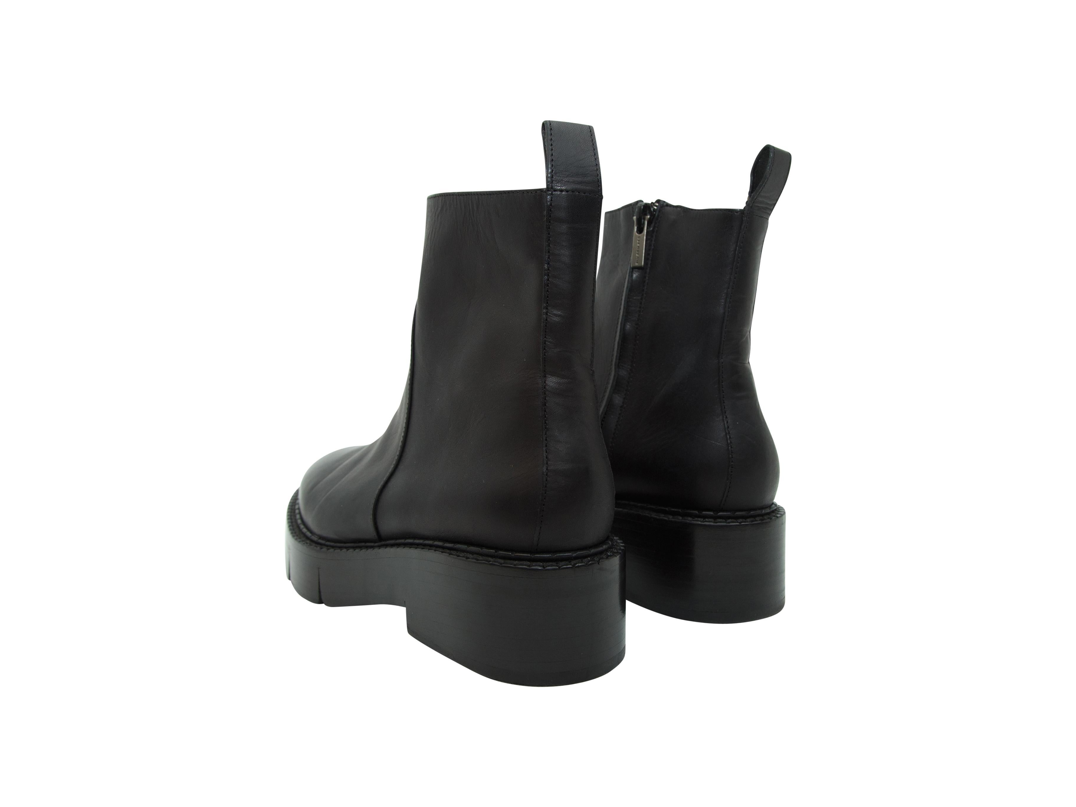 Robert Clergerie Black Leather Ankle Boots In Good Condition In New York, NY