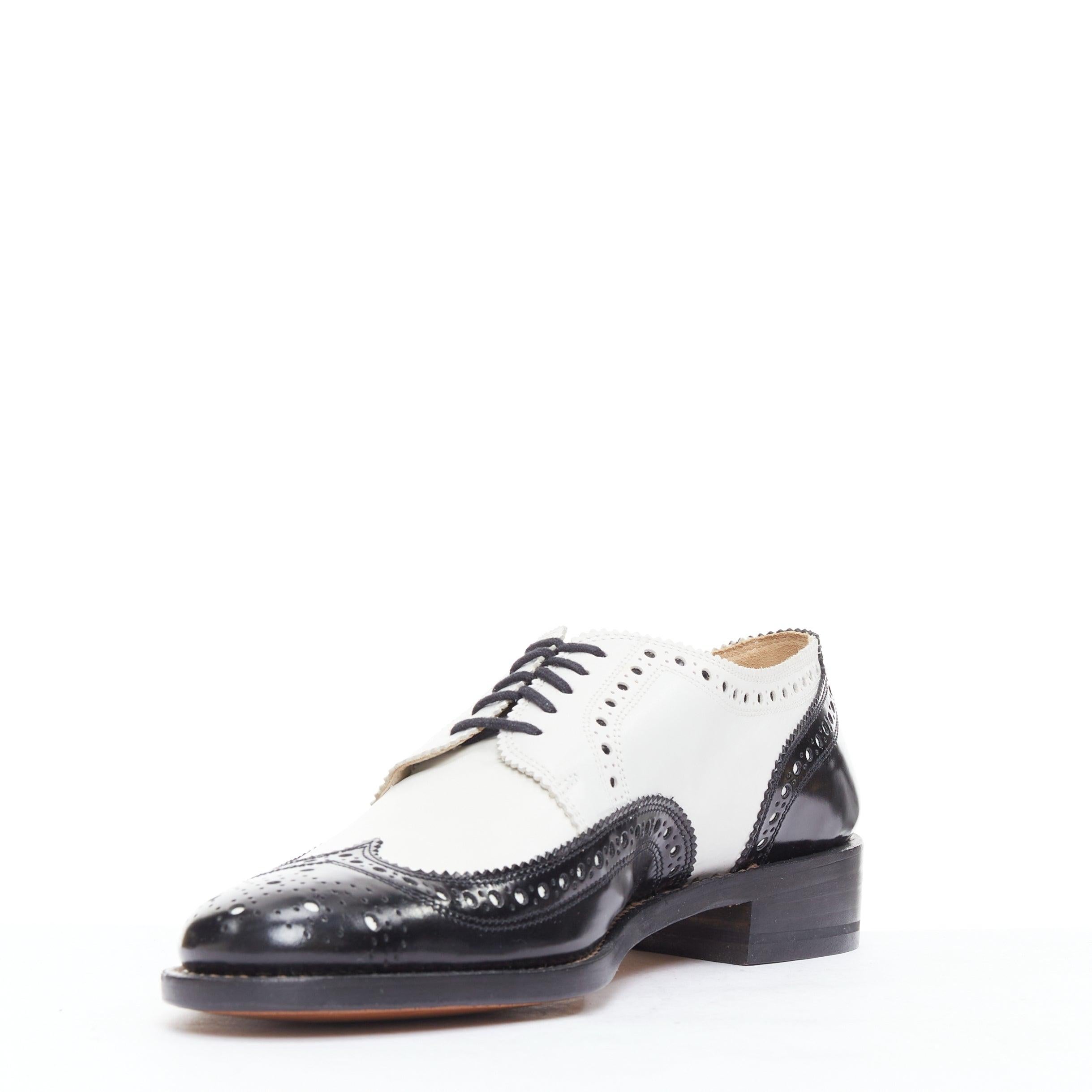 ROBERT CLERGERIE black white leather bicolor derby brogue UK7 EU40 In Good Condition For Sale In Hong Kong, NT