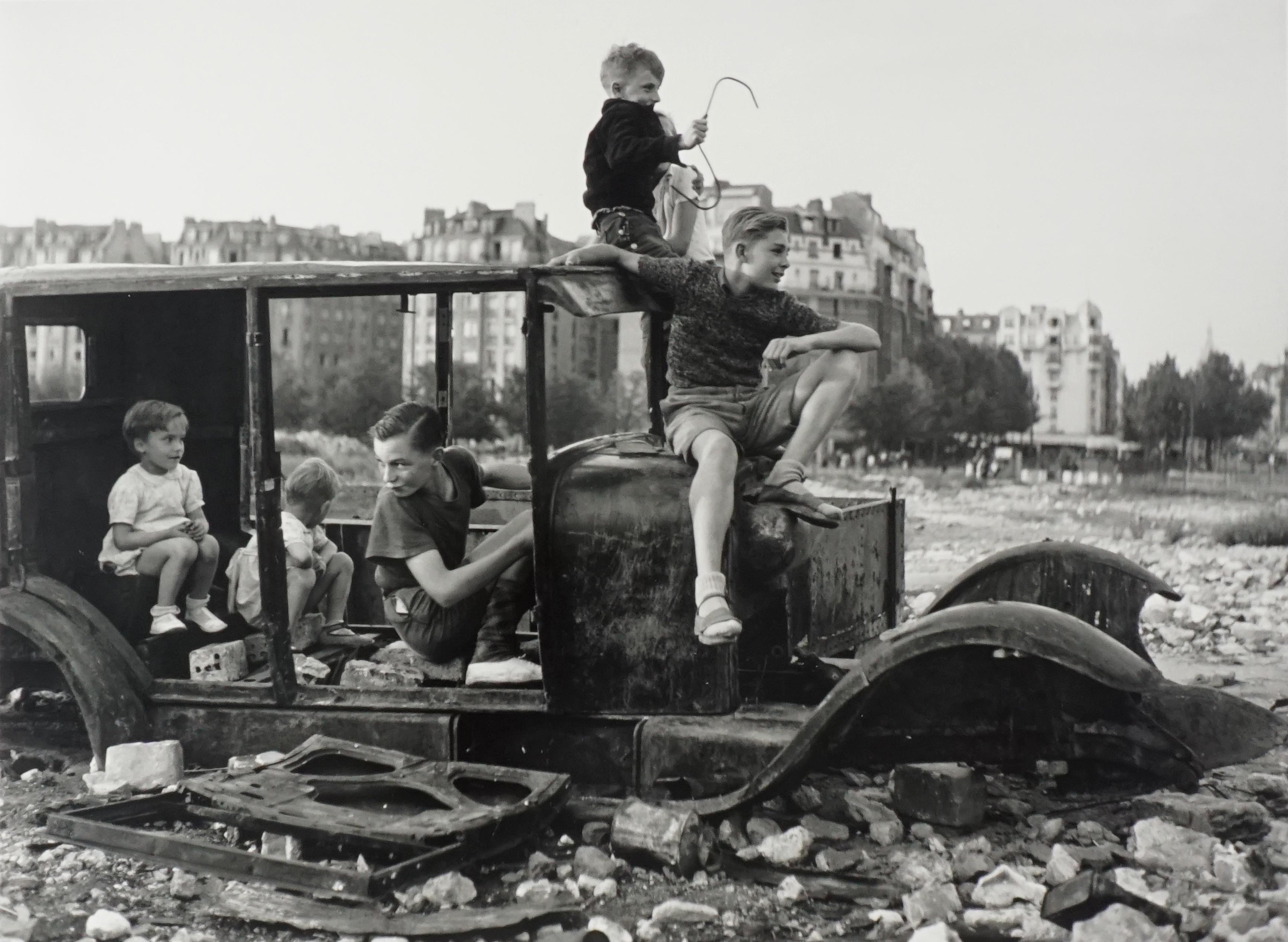 La Voiture Fondue, 1944